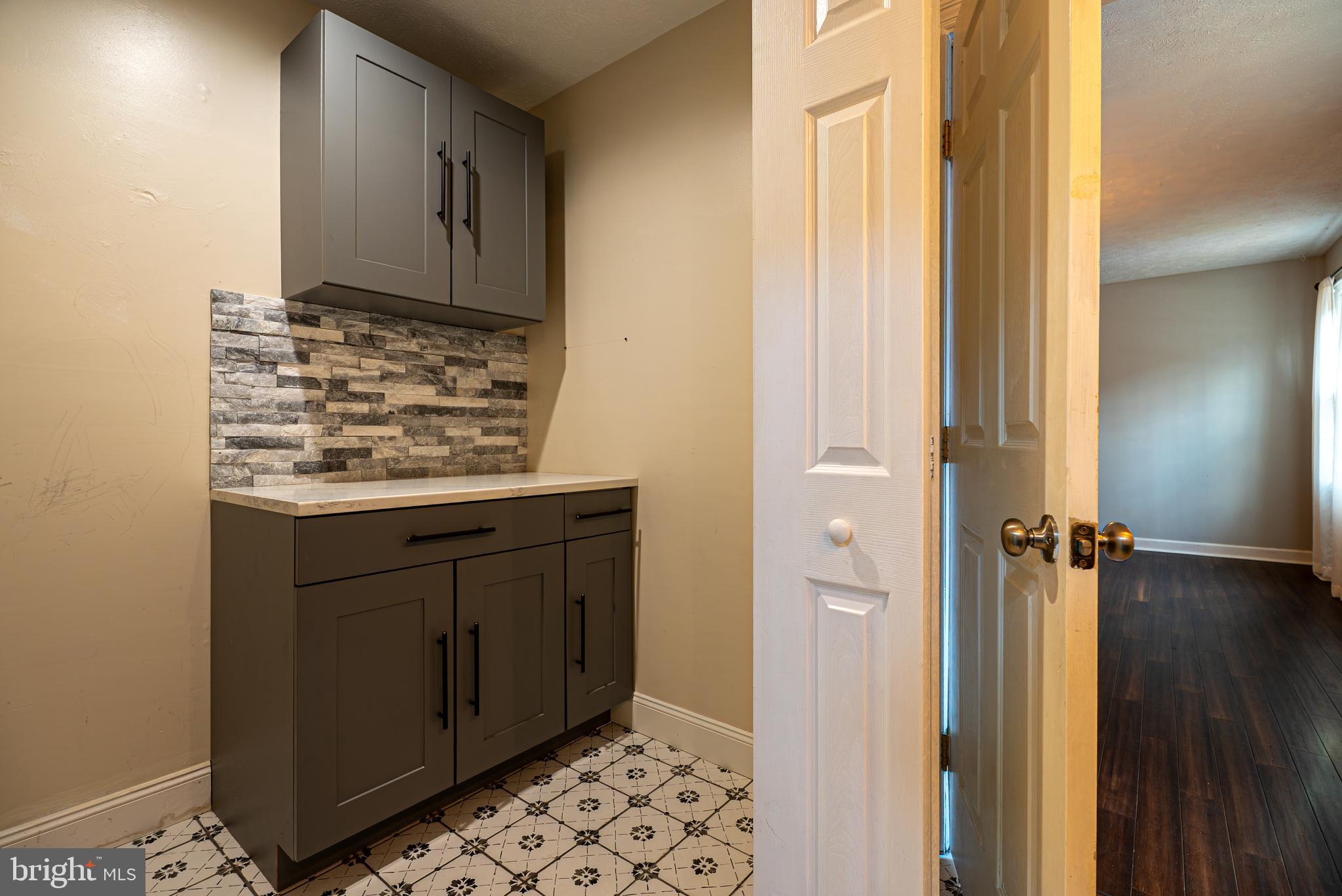 BEL AIR - Residential