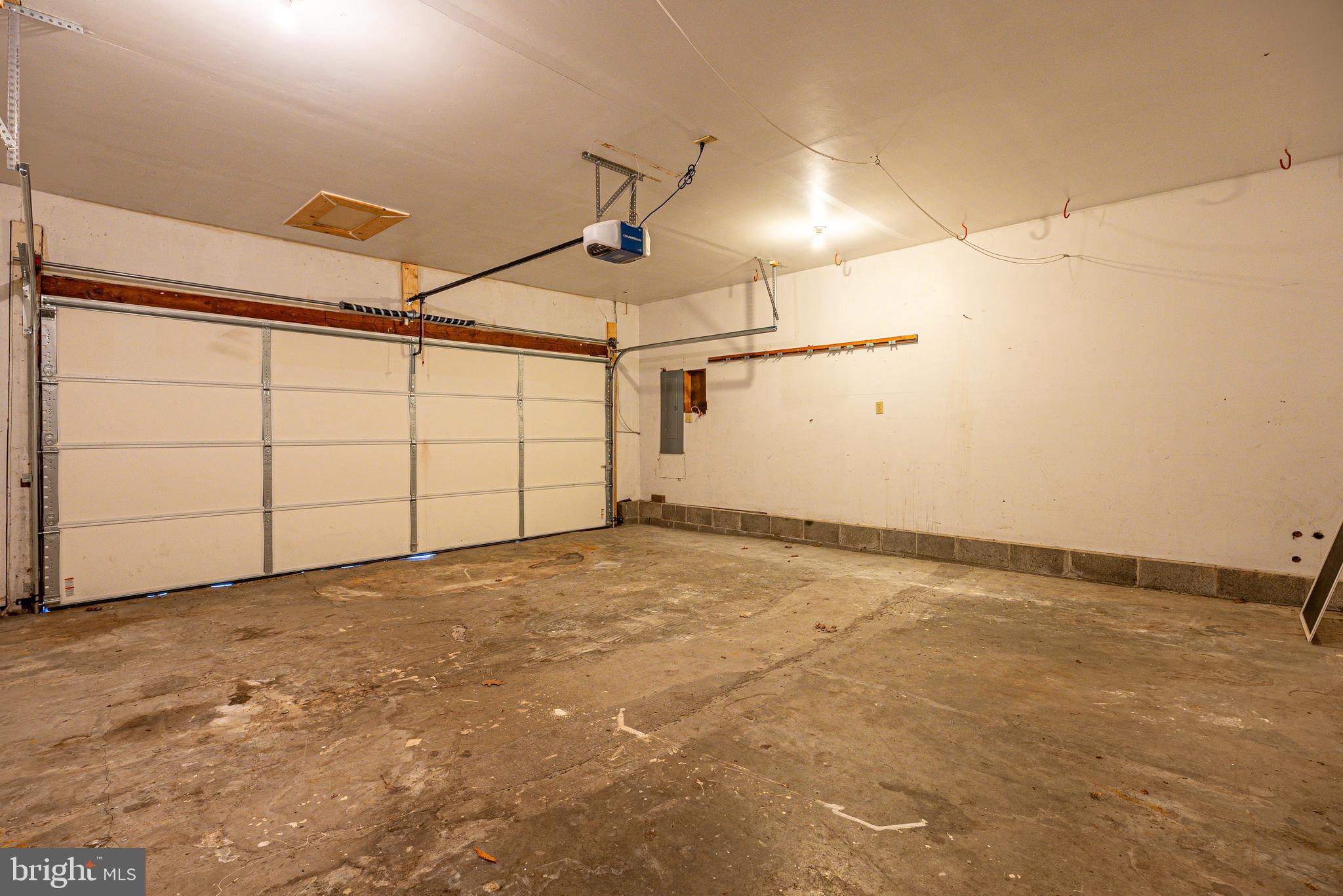 BEL AIR - Residential