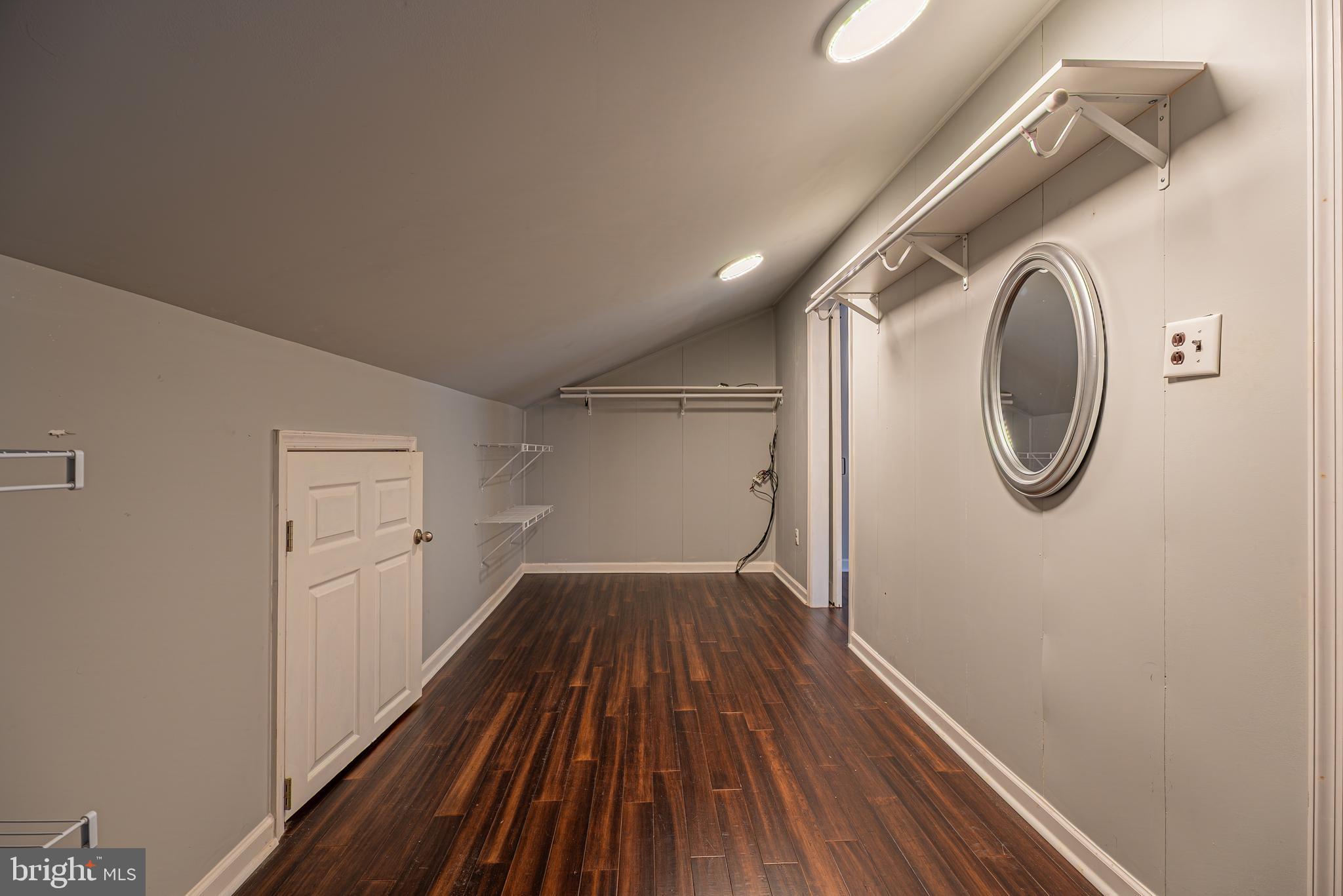 BEL AIR - Residential