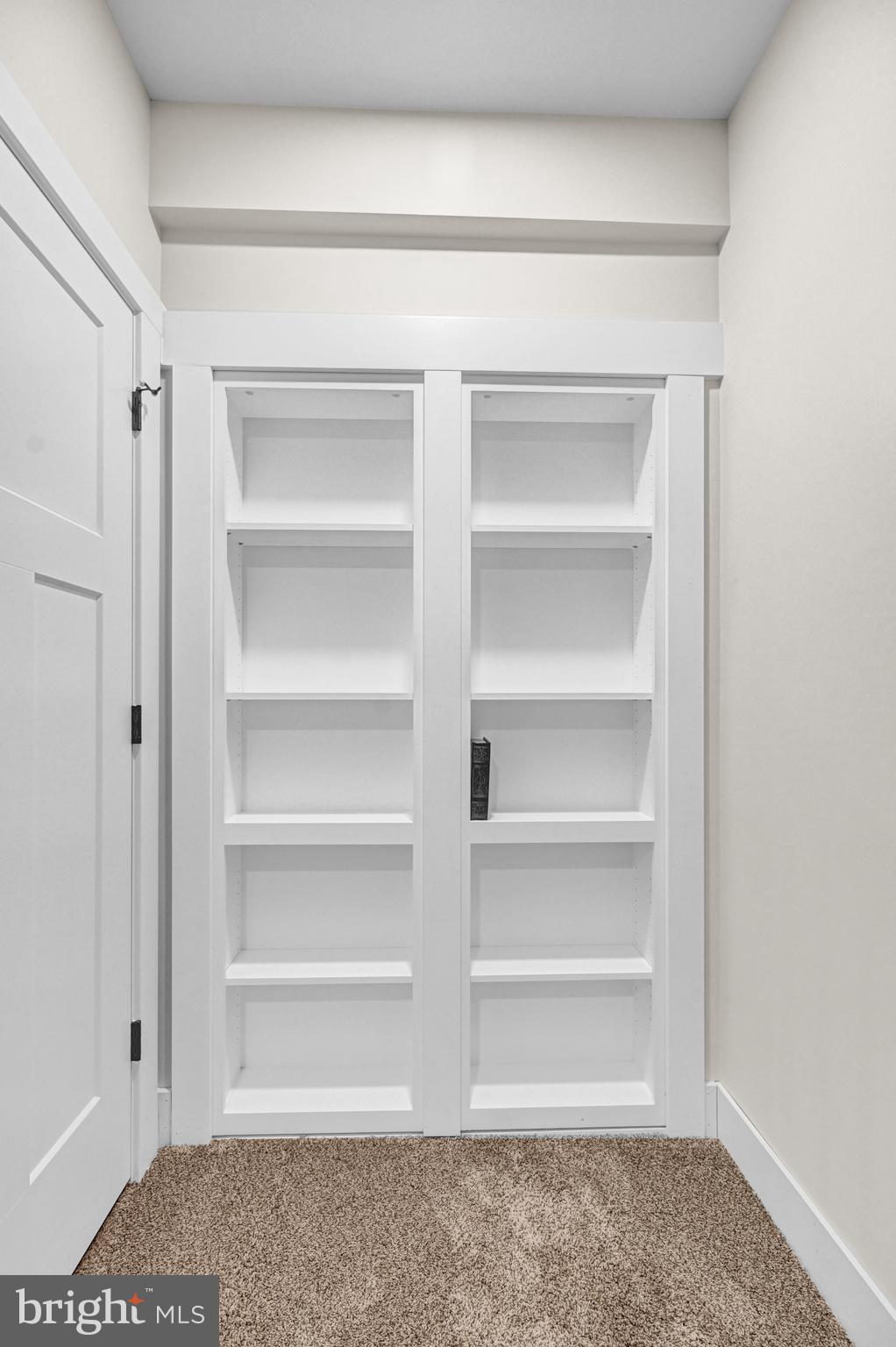 FARMBROOKE MEADOWS - Residential