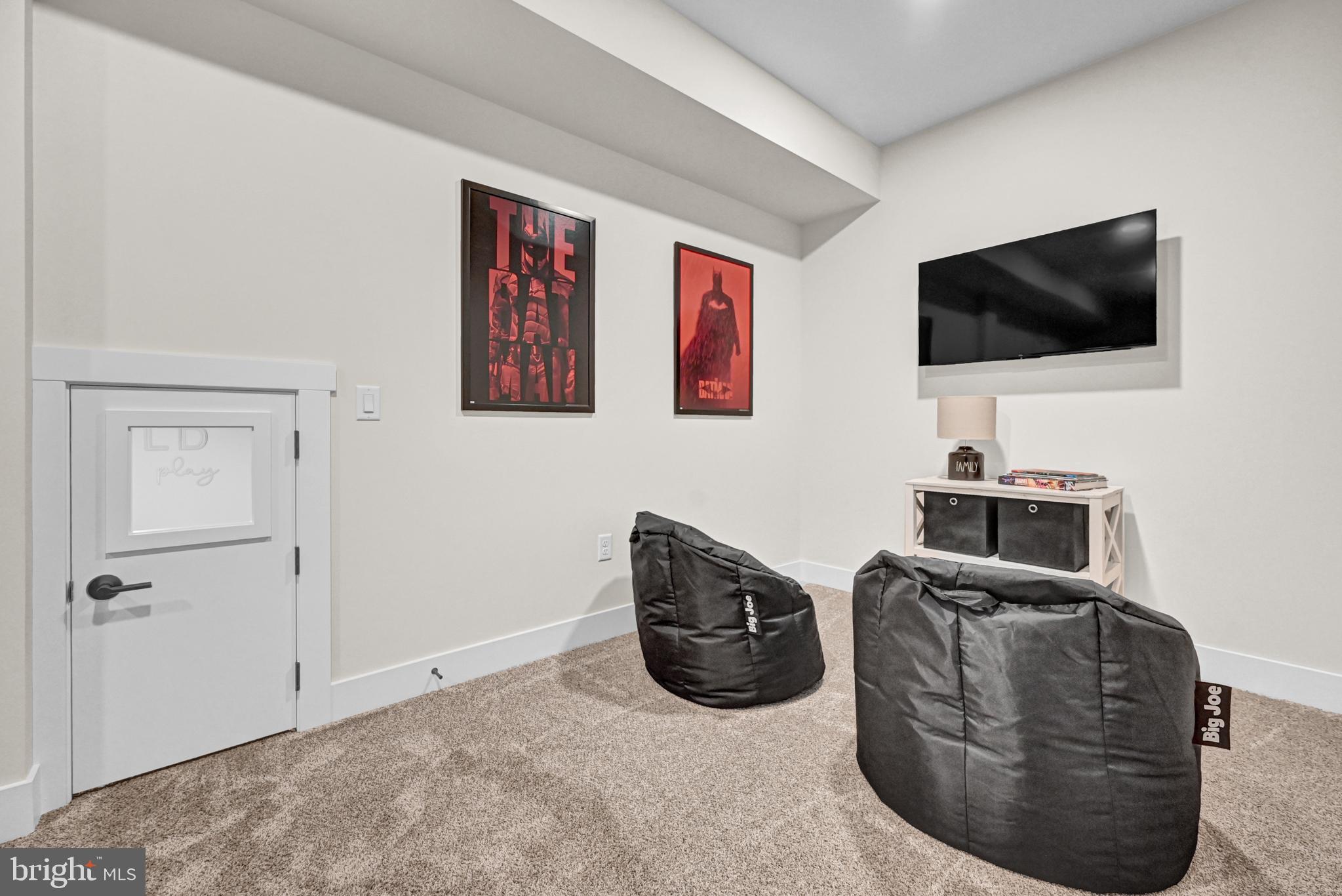 FARMBROOKE MEADOWS - Residential