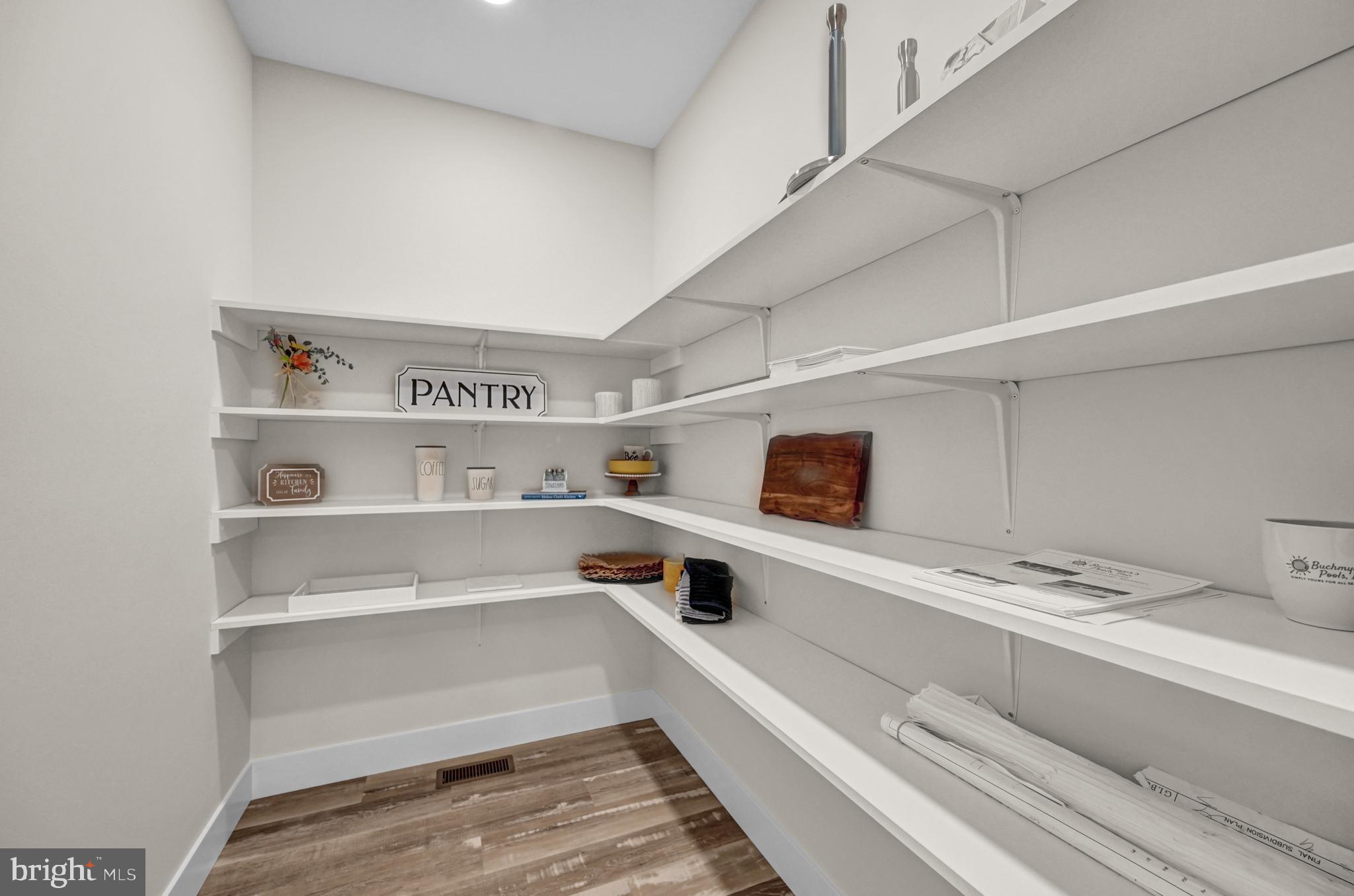 FARMBROOKE MEADOWS - Residential