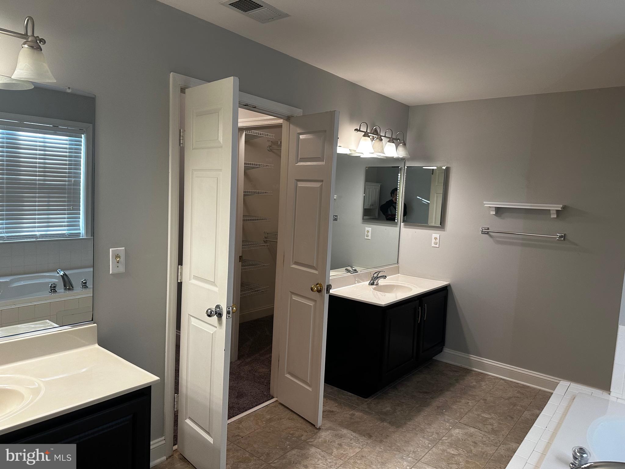 AGRICOPIA - Residential Lease