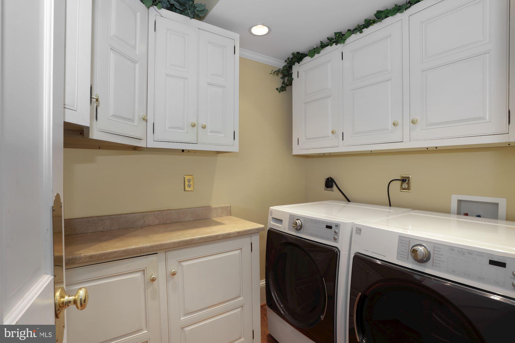 NORTH POINT - Residential