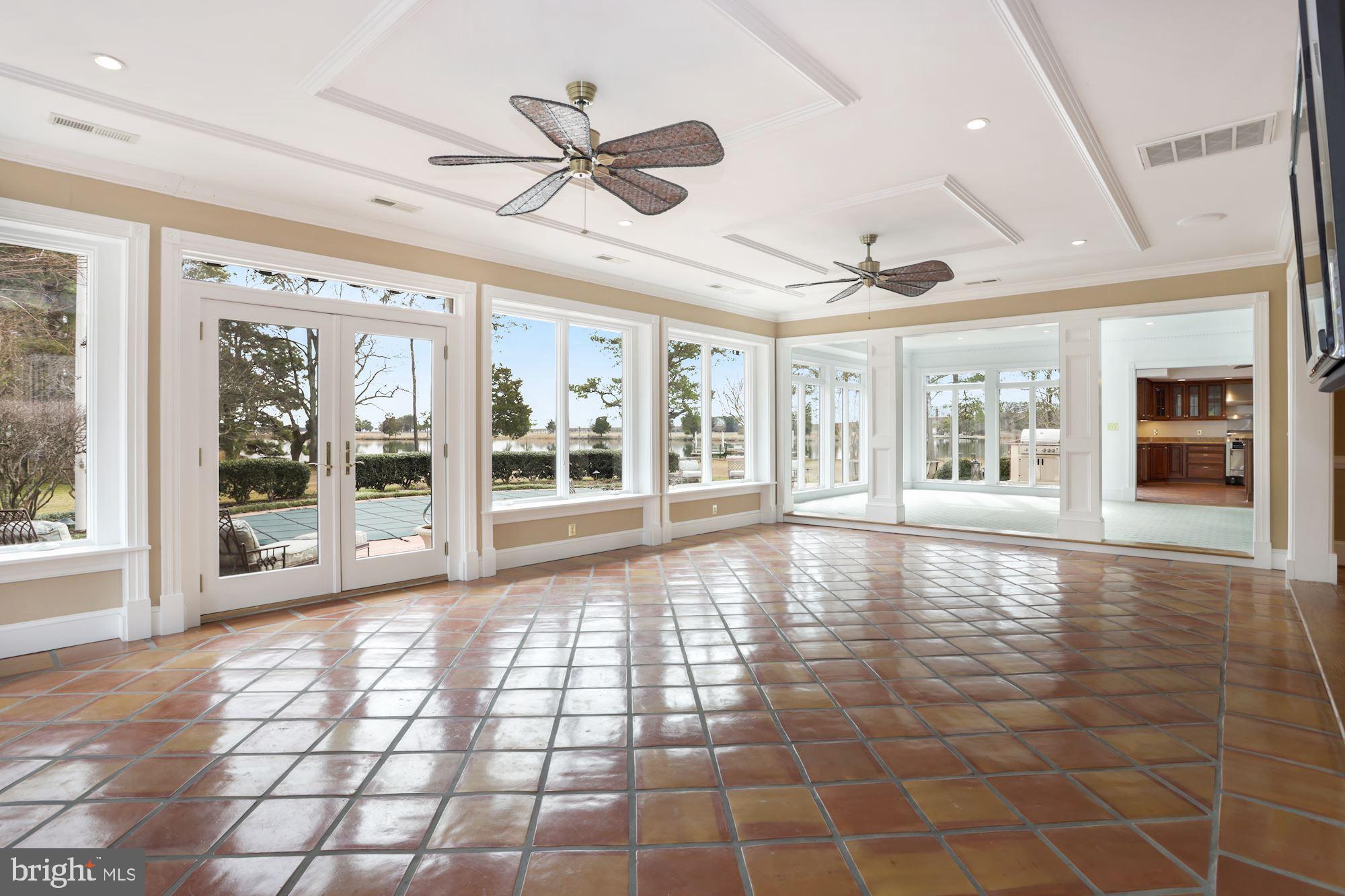 NORTH POINT - Residential