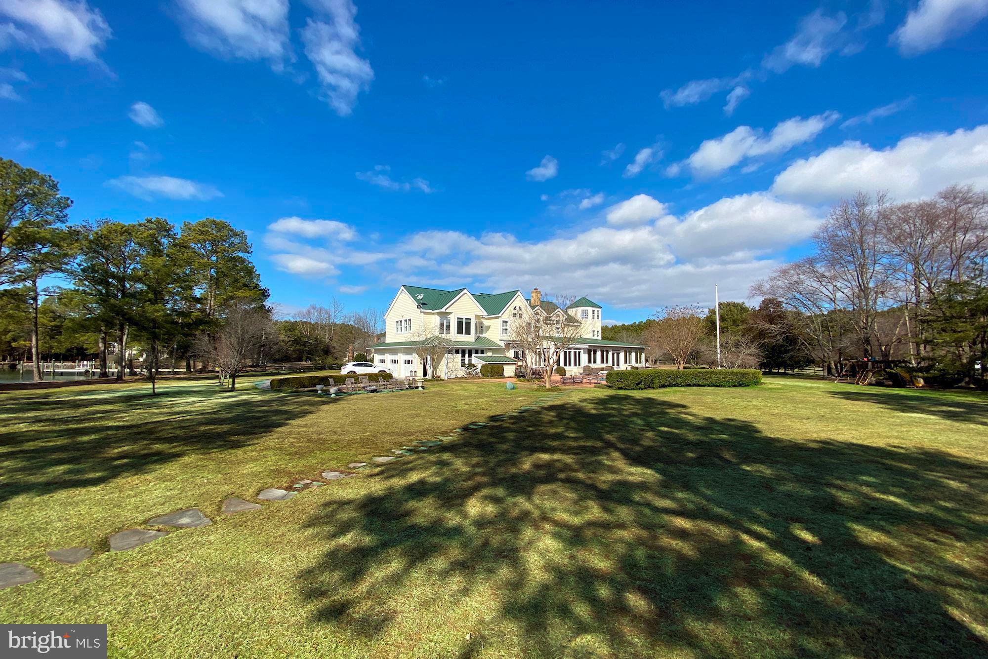 NORTH POINT - Residential