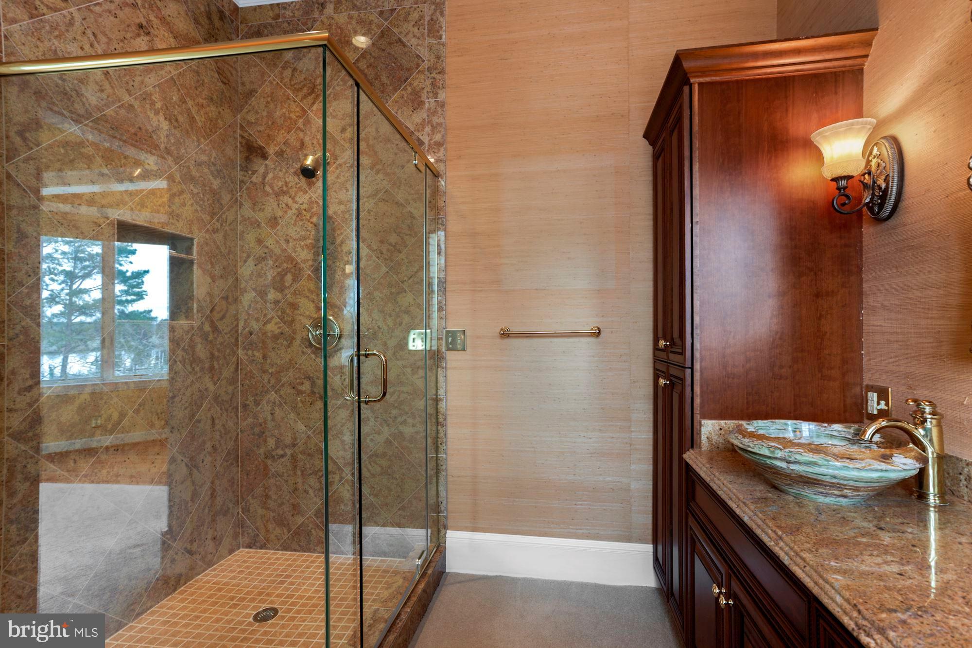 NORTH POINT - Residential