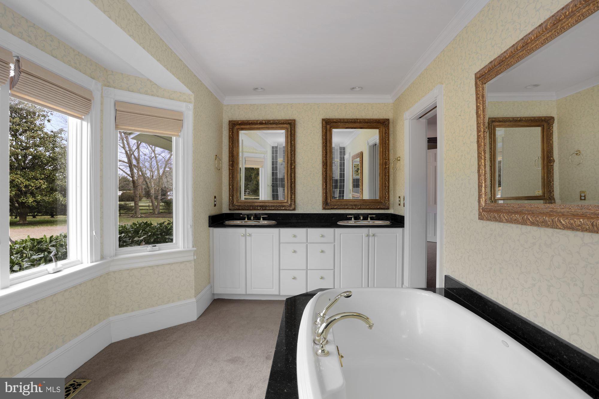 NORTH POINT - Residential