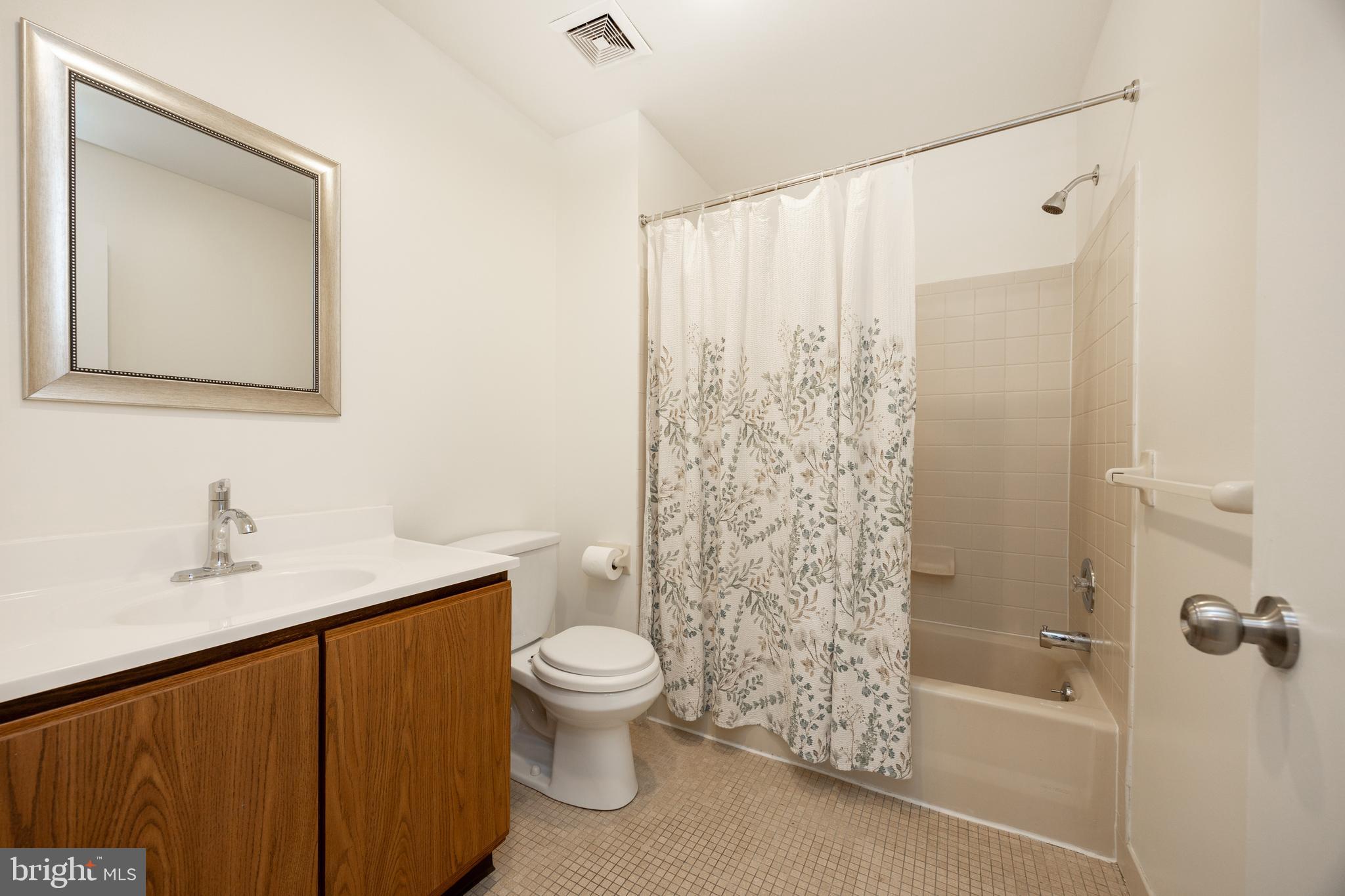 CEDAR HILL - Residential