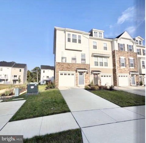 Townhouse For Sale - 5564 Marksburg Place<br/> Charles County, WHITE PLAINS, MD 20695