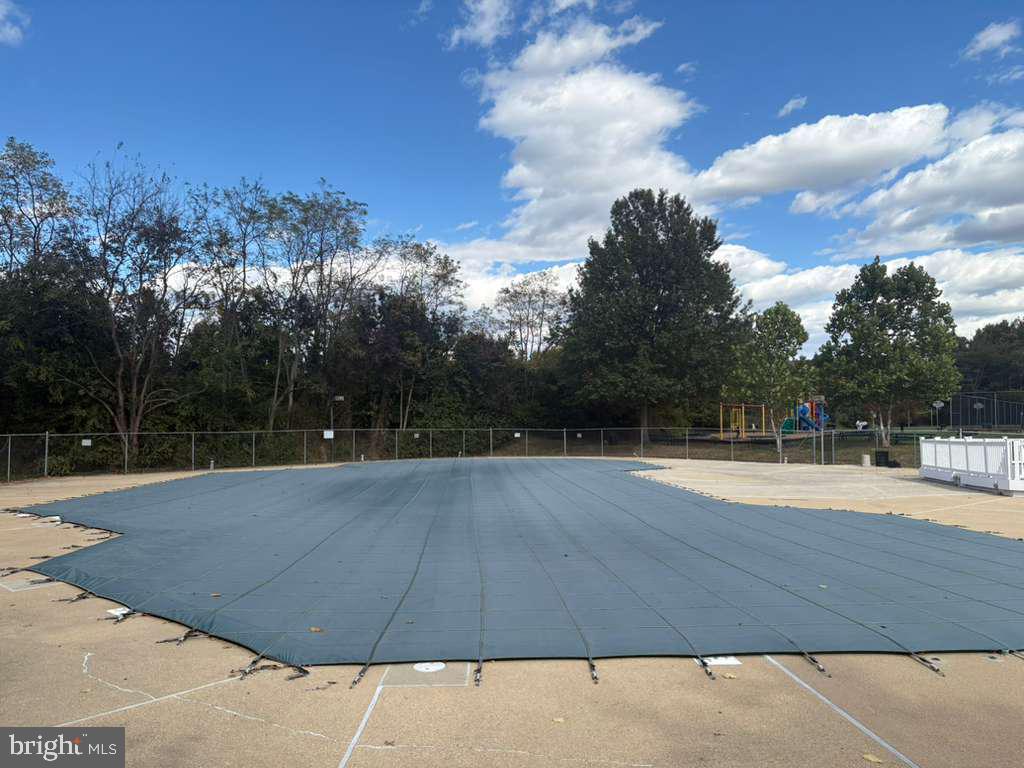 TIERS OF MANCHESTER LAKES - Residential