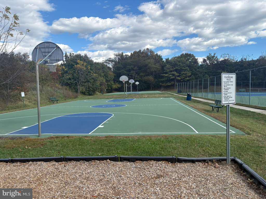 TIERS OF MANCHESTER LAKES - Residential