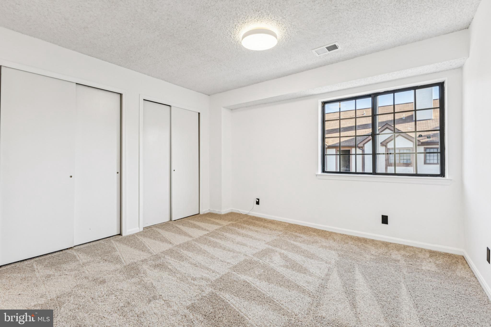 TIERS OF MANCHESTER LAKES - Residential