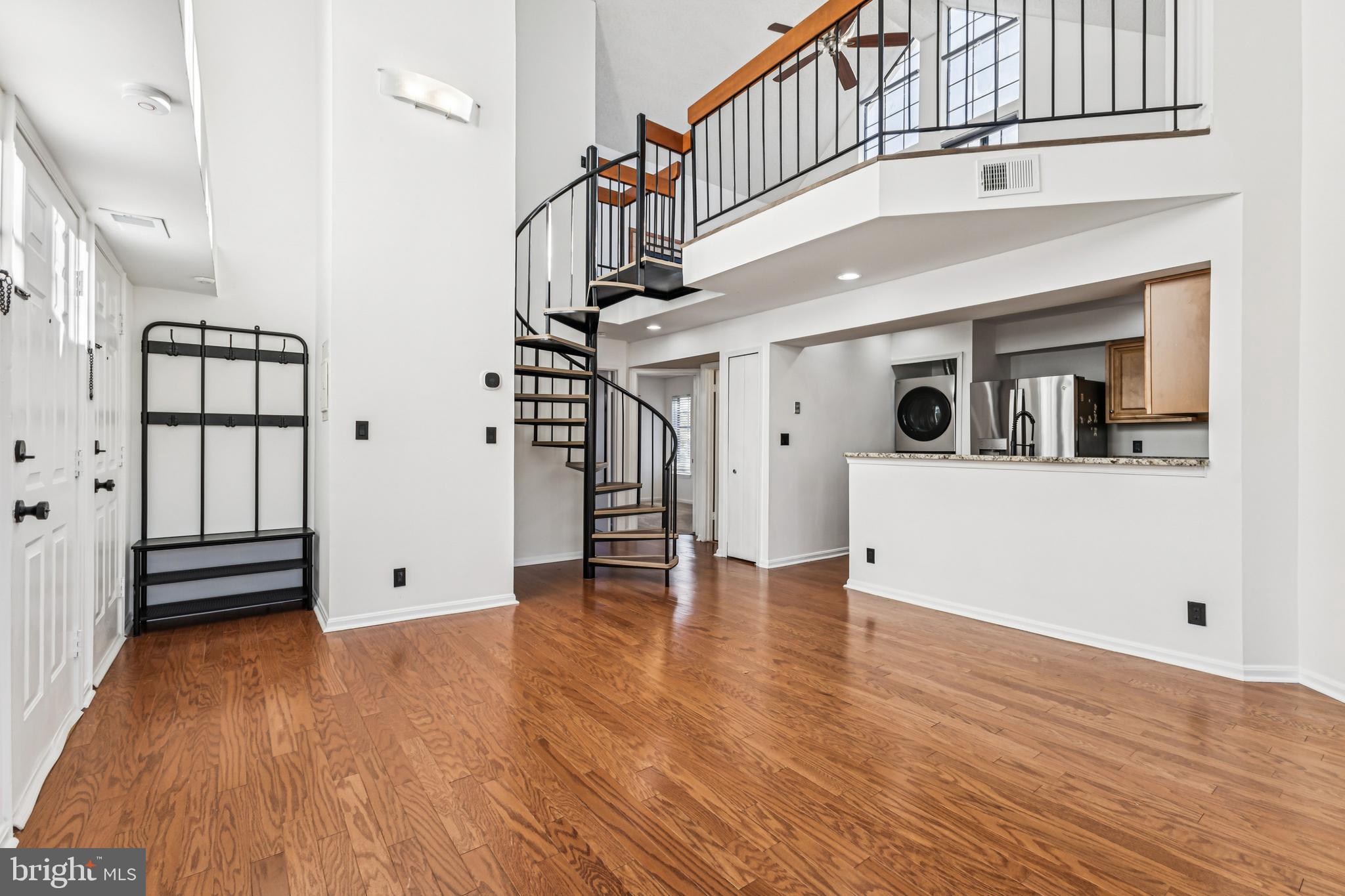 TIERS OF MANCHESTER LAKES - Residential