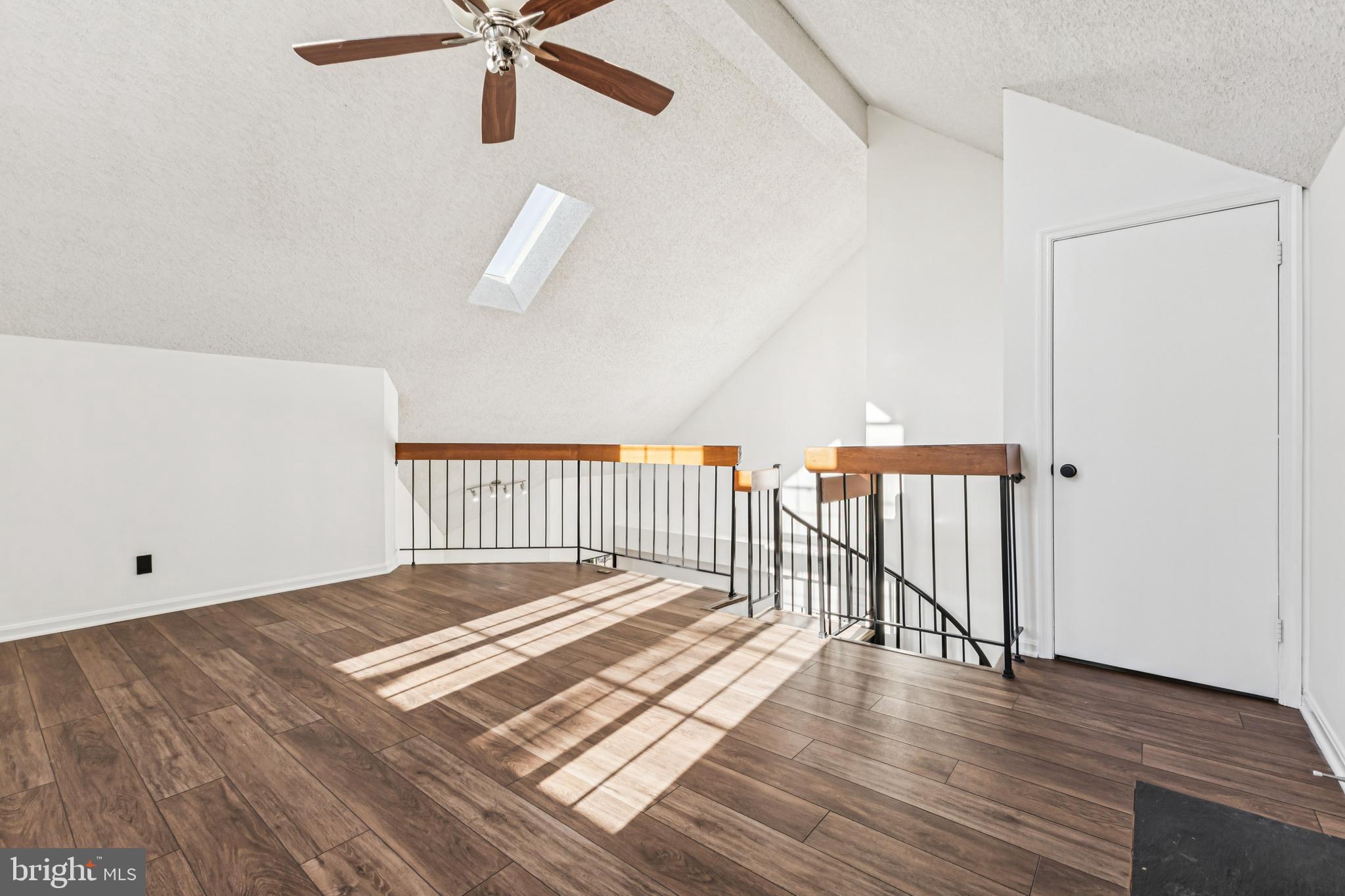 TIERS OF MANCHESTER LAKES - Residential