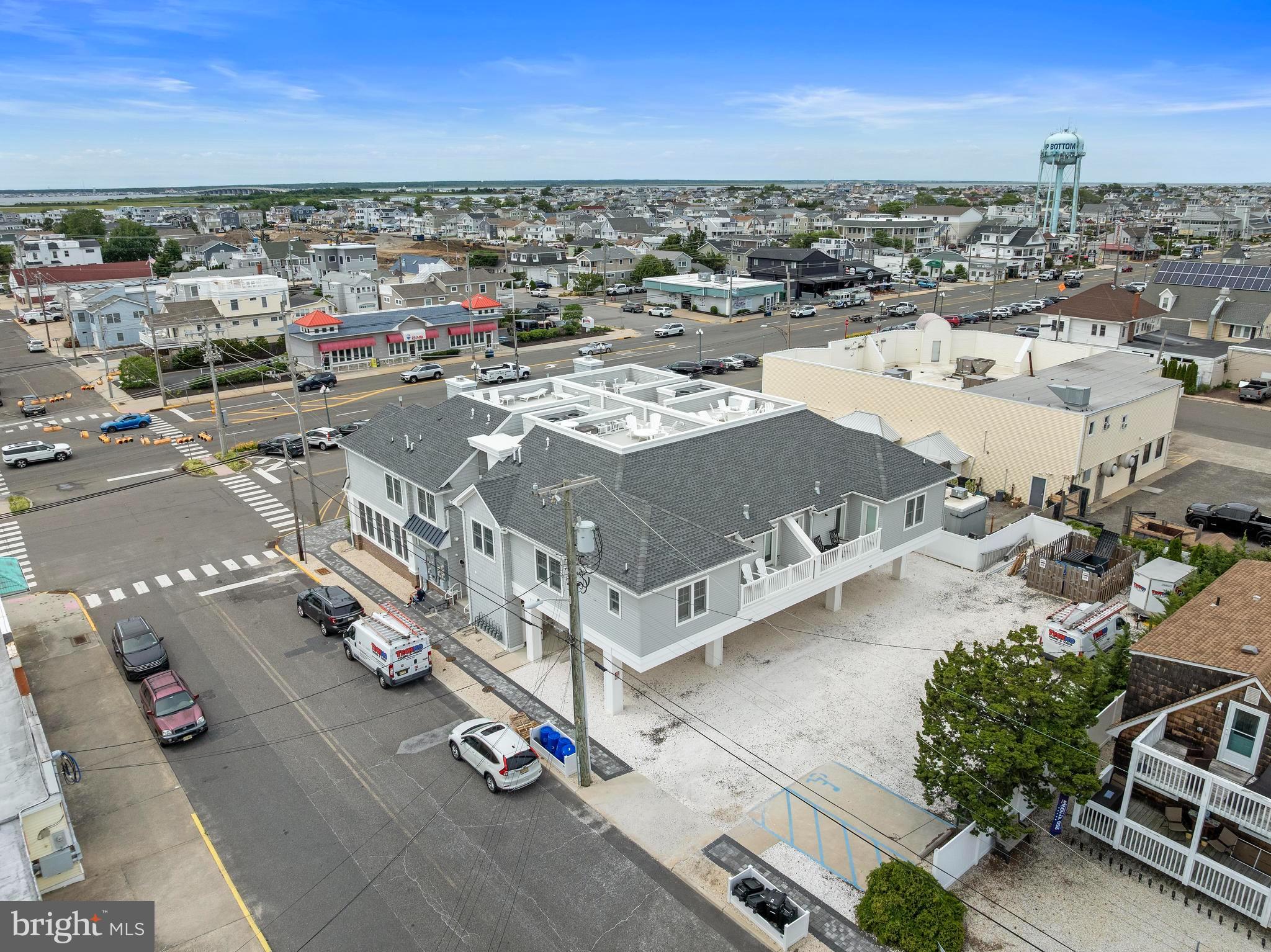 2020 LONG BEACH BLVD 2-C (SW)