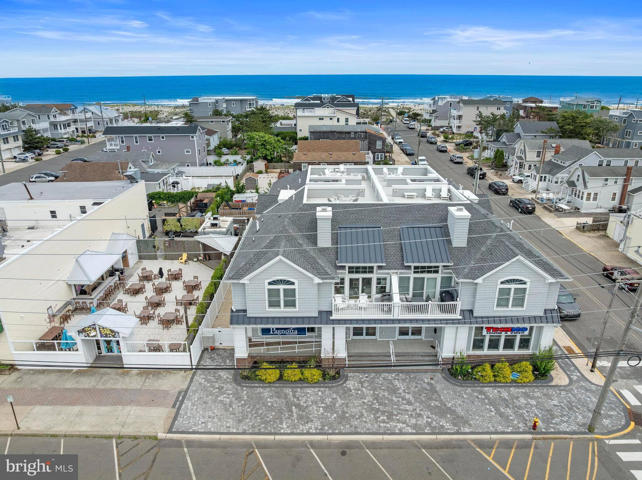 2020 LONG BEACH BLVD 2-C (SW)
