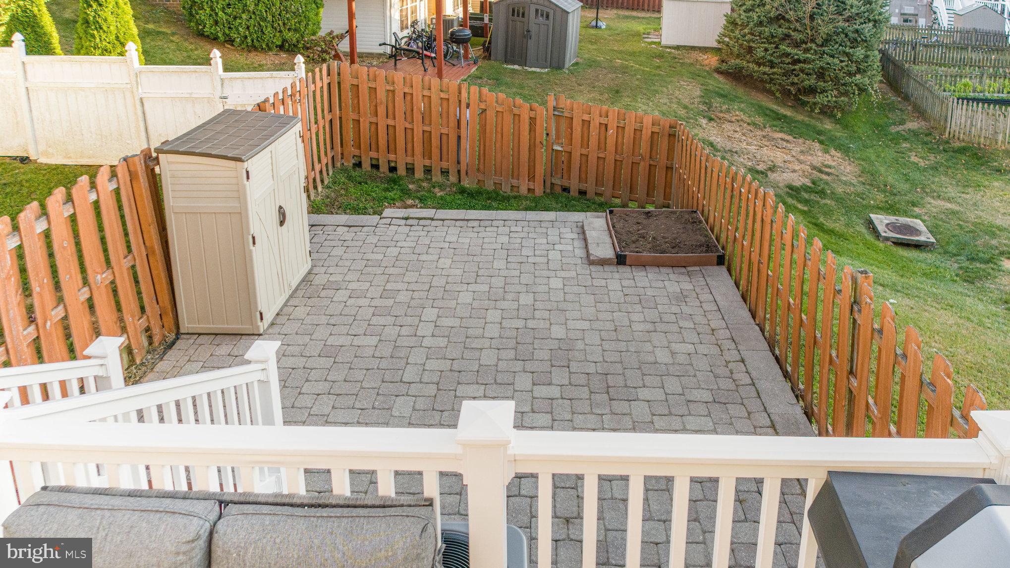 1909 GLENROTHS DRIVE