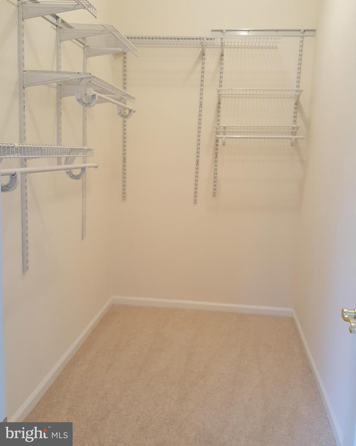 WILLOW OAKS - Residential