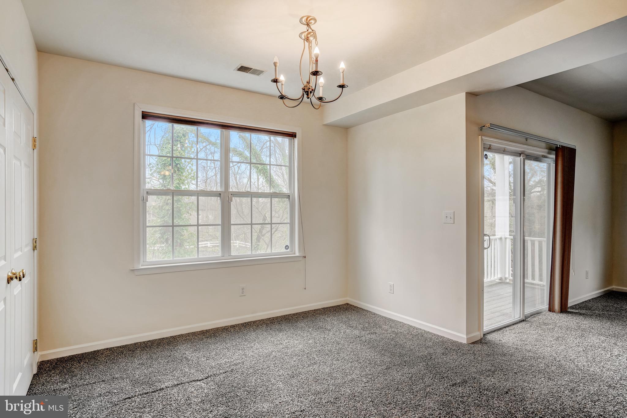 YEADON - Residential