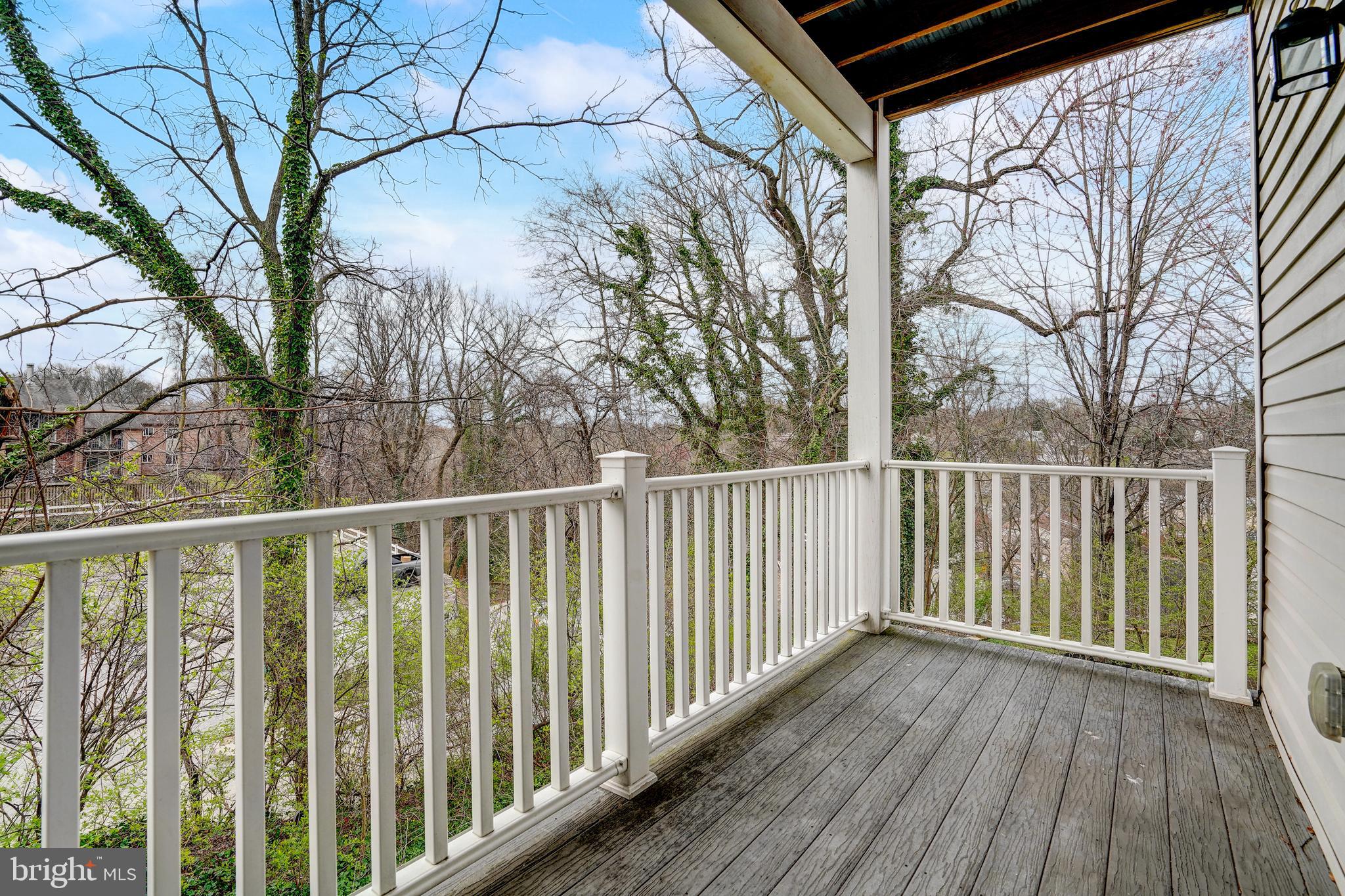 YEADON - Residential