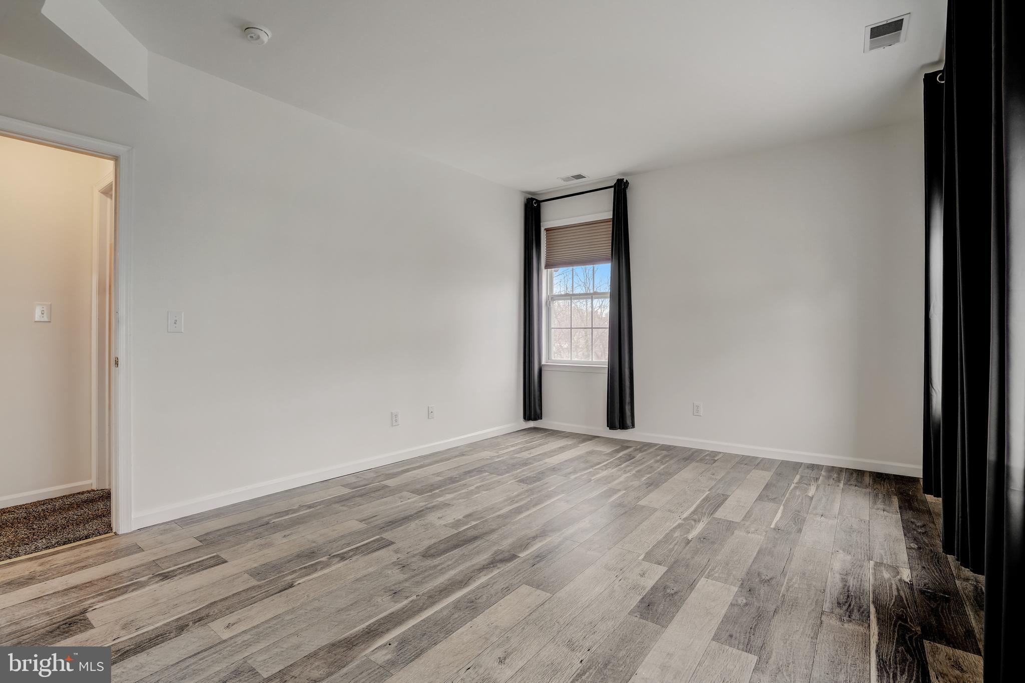 YEADON - Residential