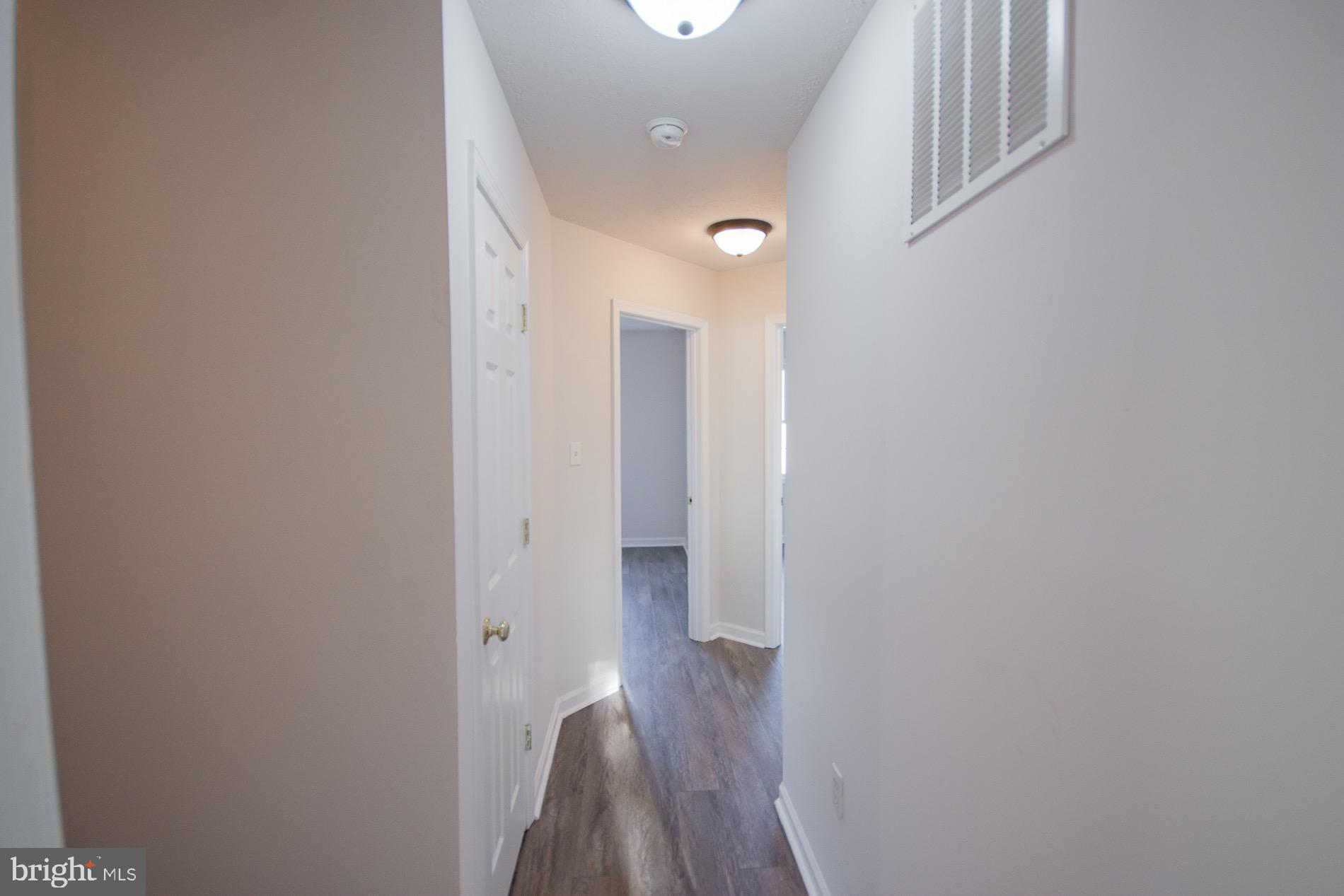 SOUTH QUEEN TOWNHOUSES - Residential Lease