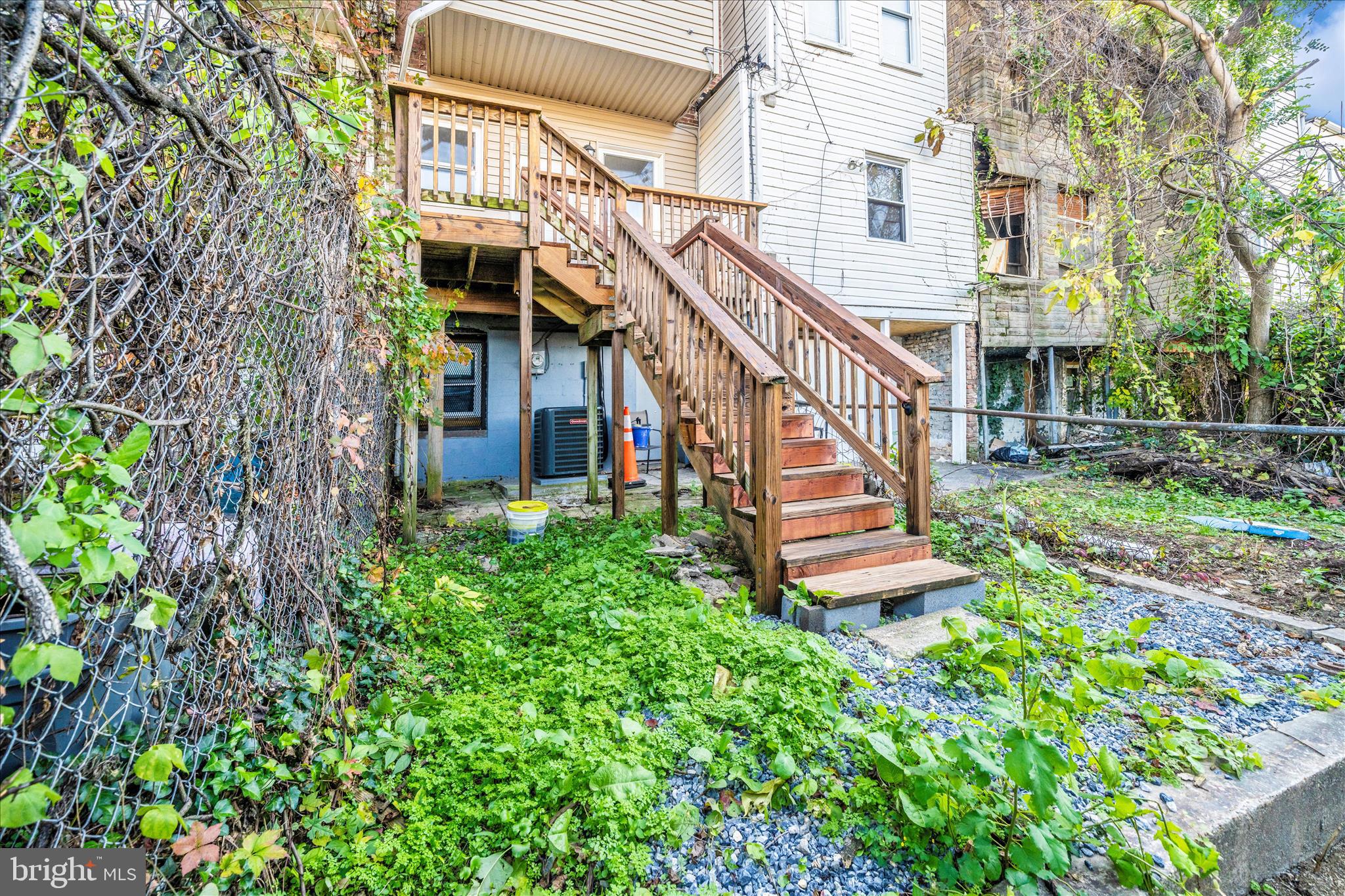 LEXINGTON - Residential