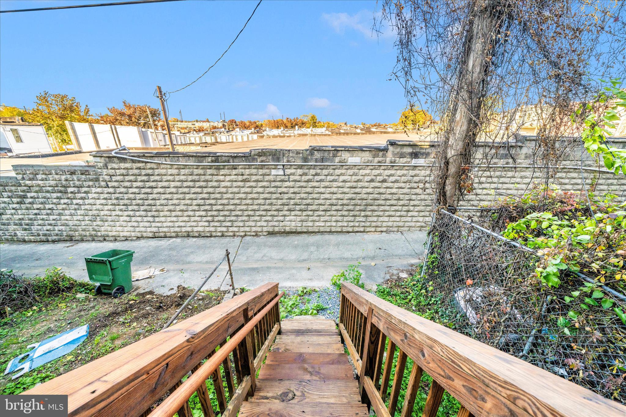 LEXINGTON - Residential