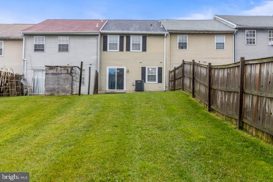 KINGS POINT - Residential