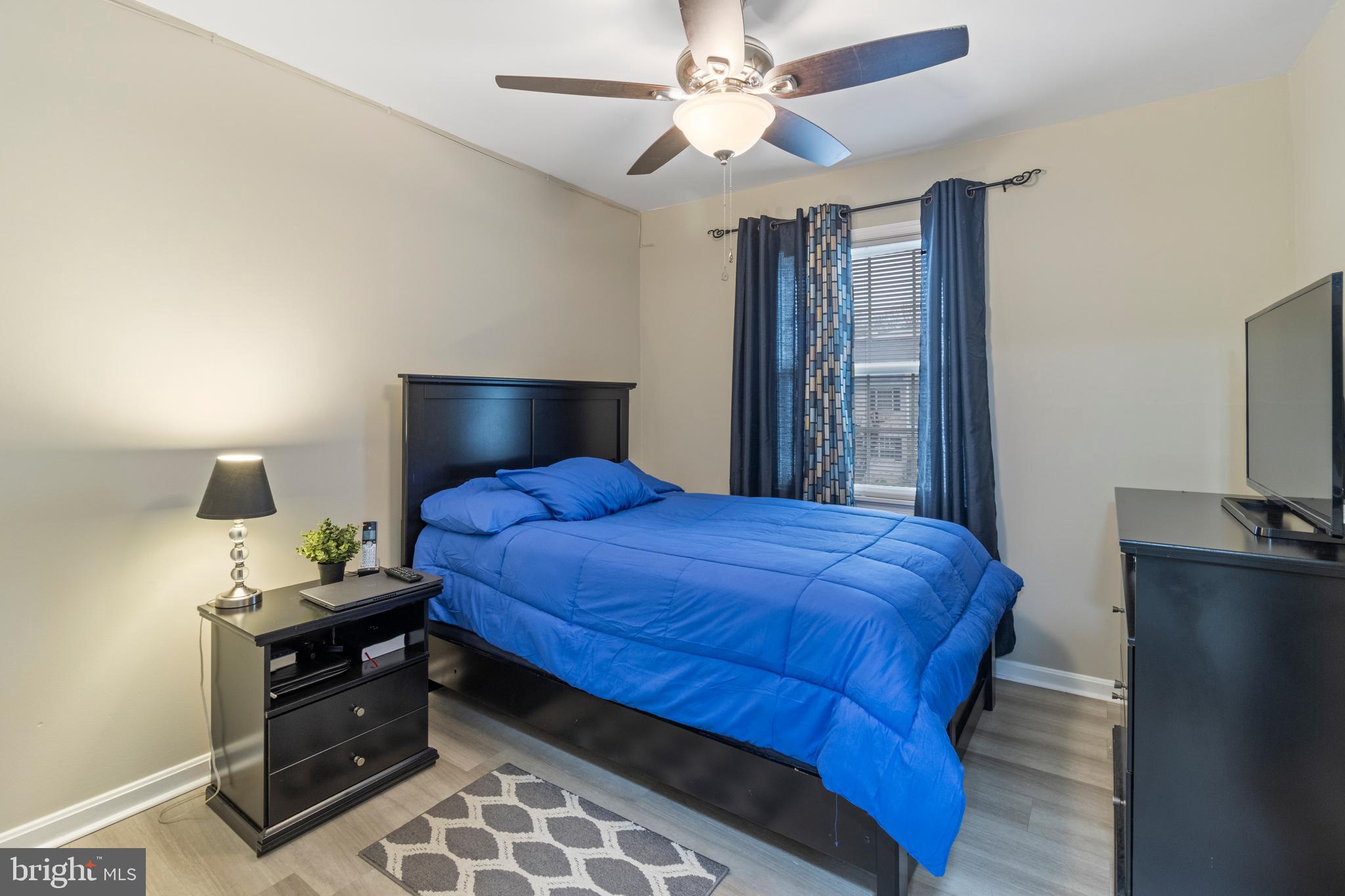 KINGS POINT - Residential