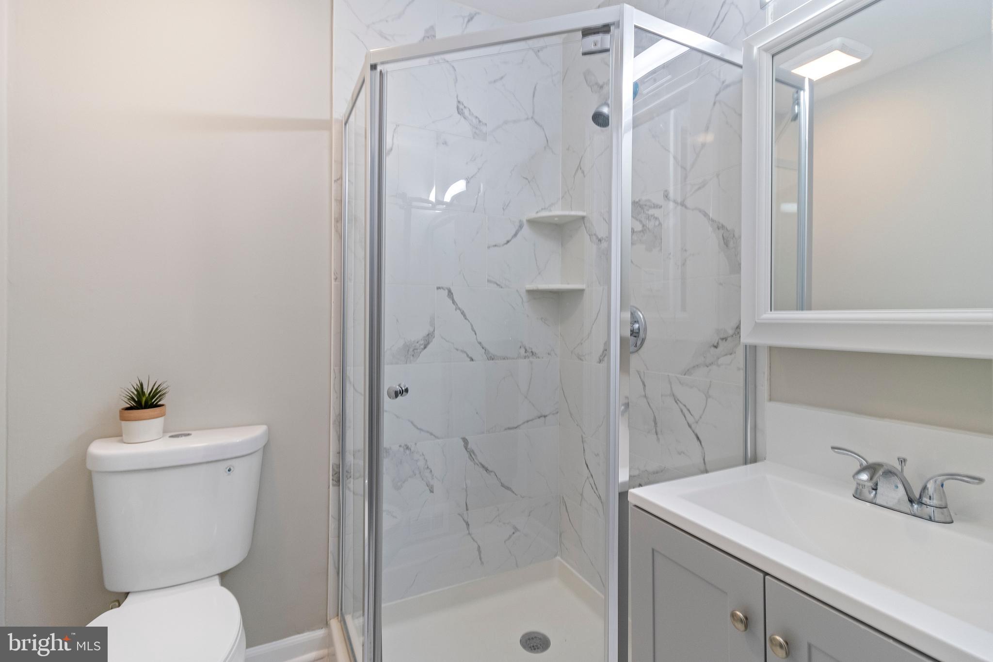 KINGS POINT - Residential