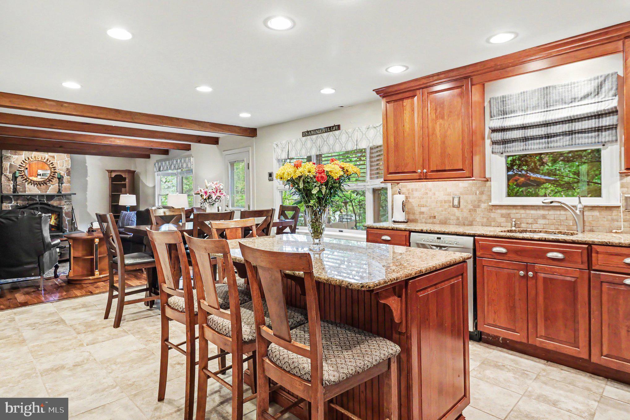 CREEKSIDE AT BLUE BELL - Residential