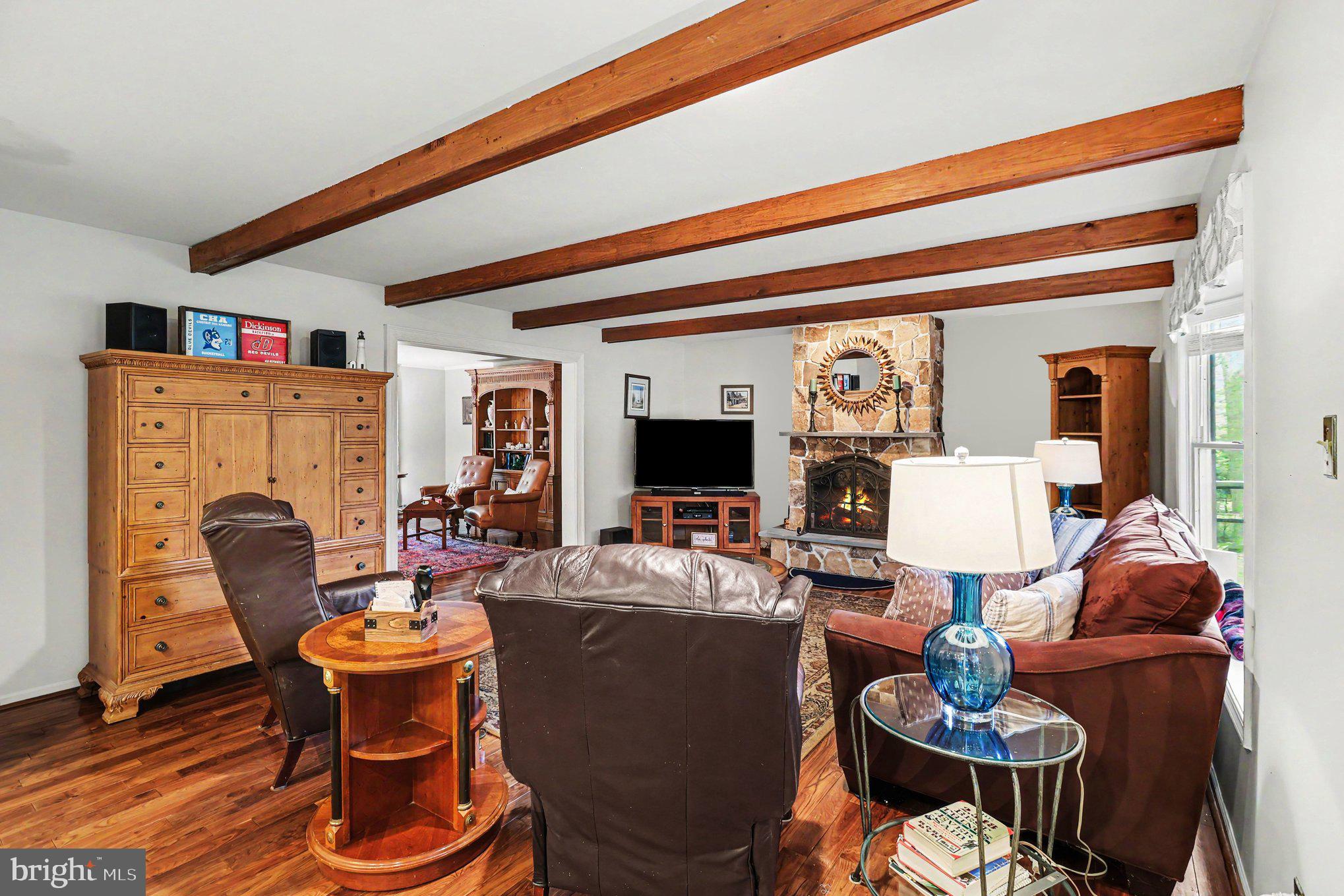 CREEKSIDE AT BLUE BELL - Residential