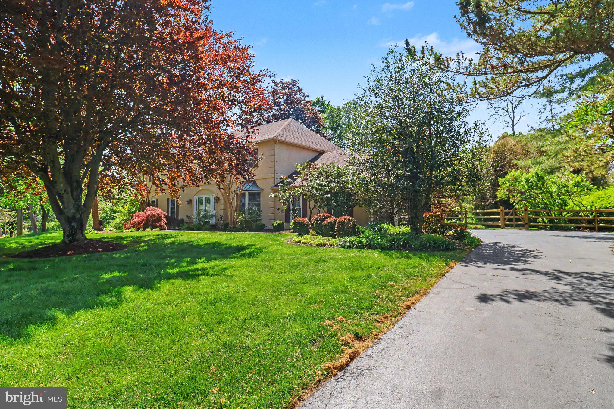 CREEKSIDE AT BLUE BELL - Residential