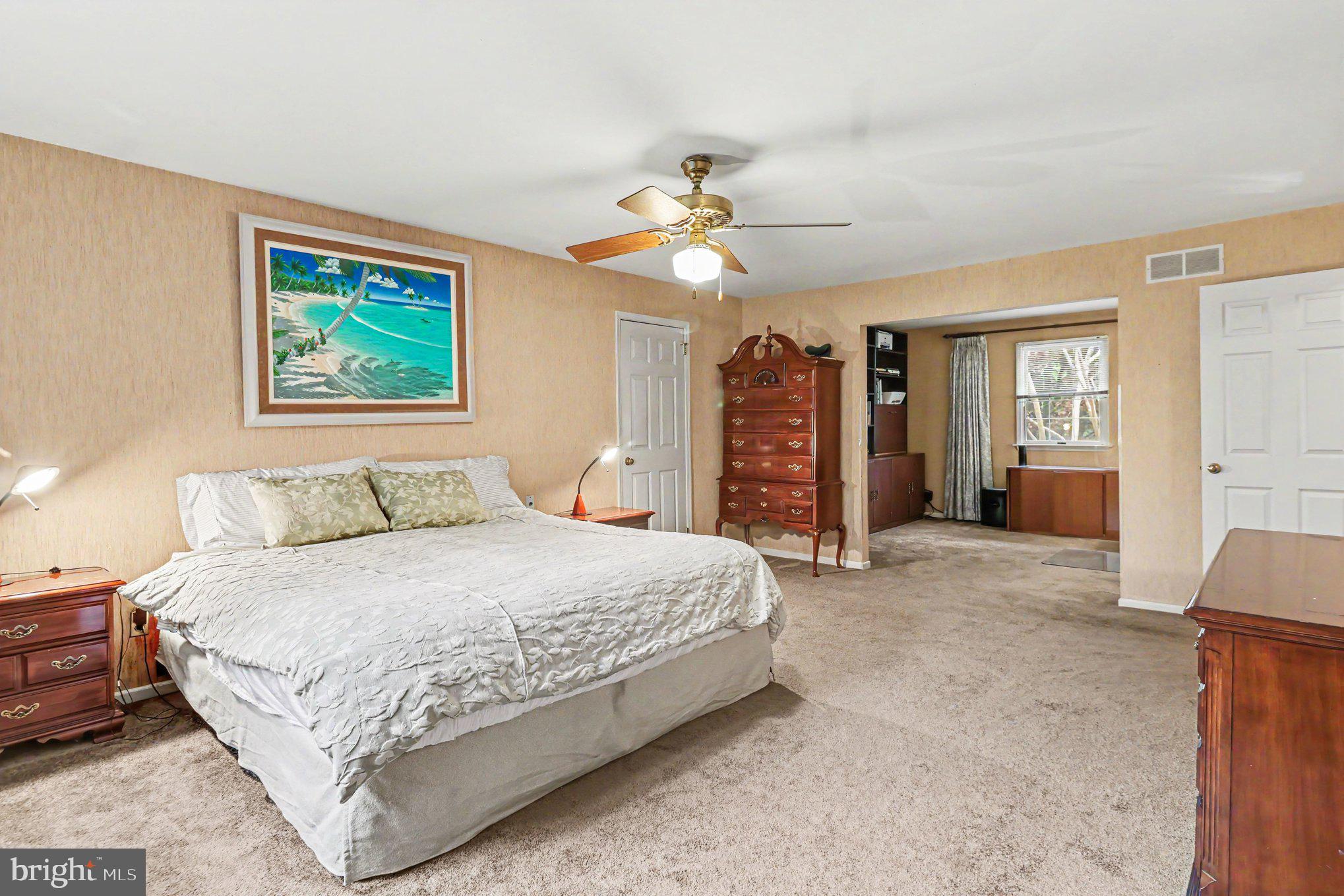CREEKSIDE AT BLUE BELL - Residential