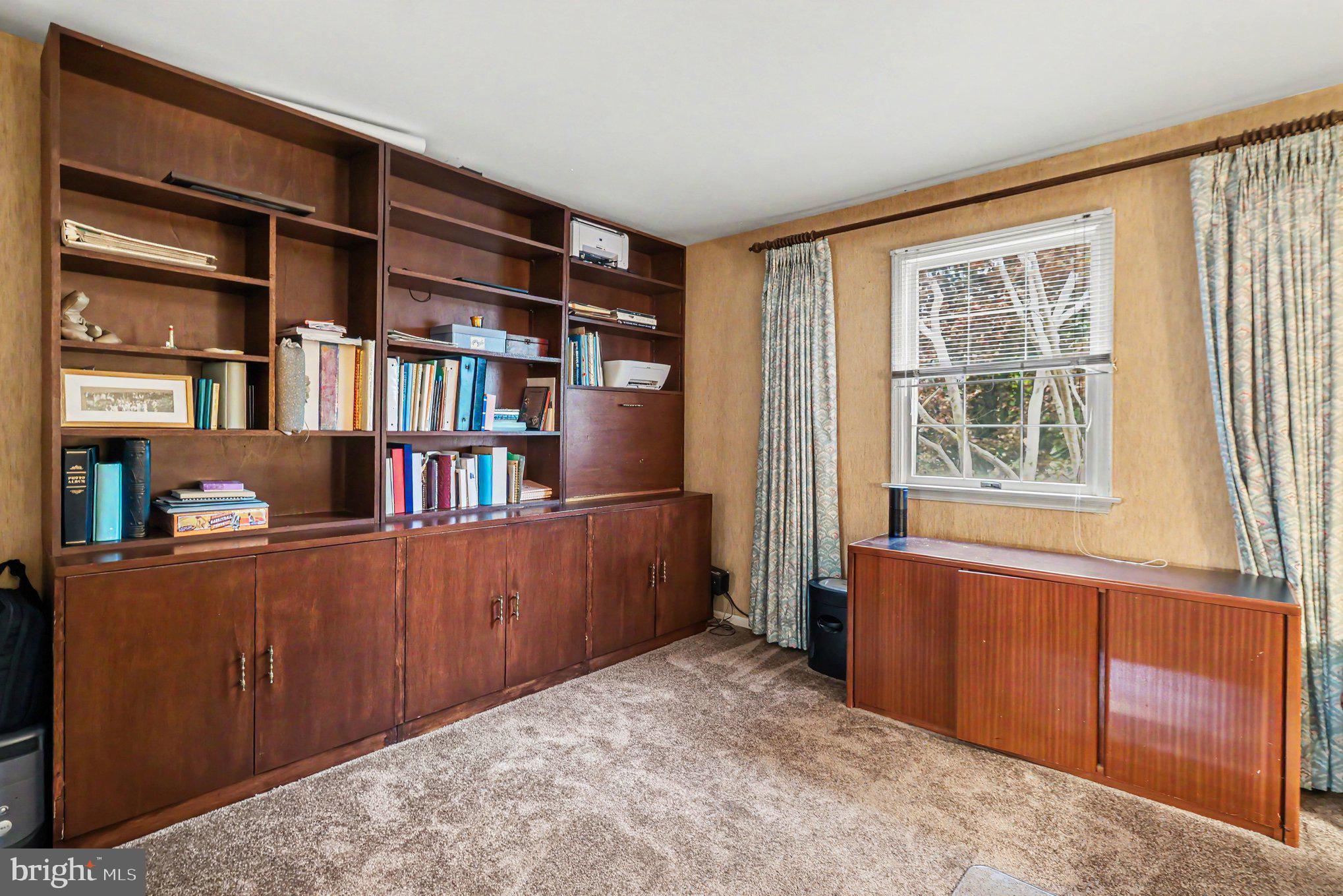CREEKSIDE AT BLUE BELL - Residential