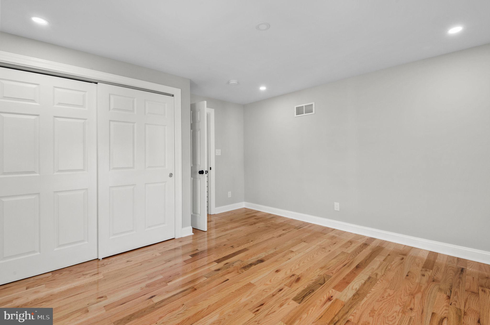 GERMANTOWN - Residential