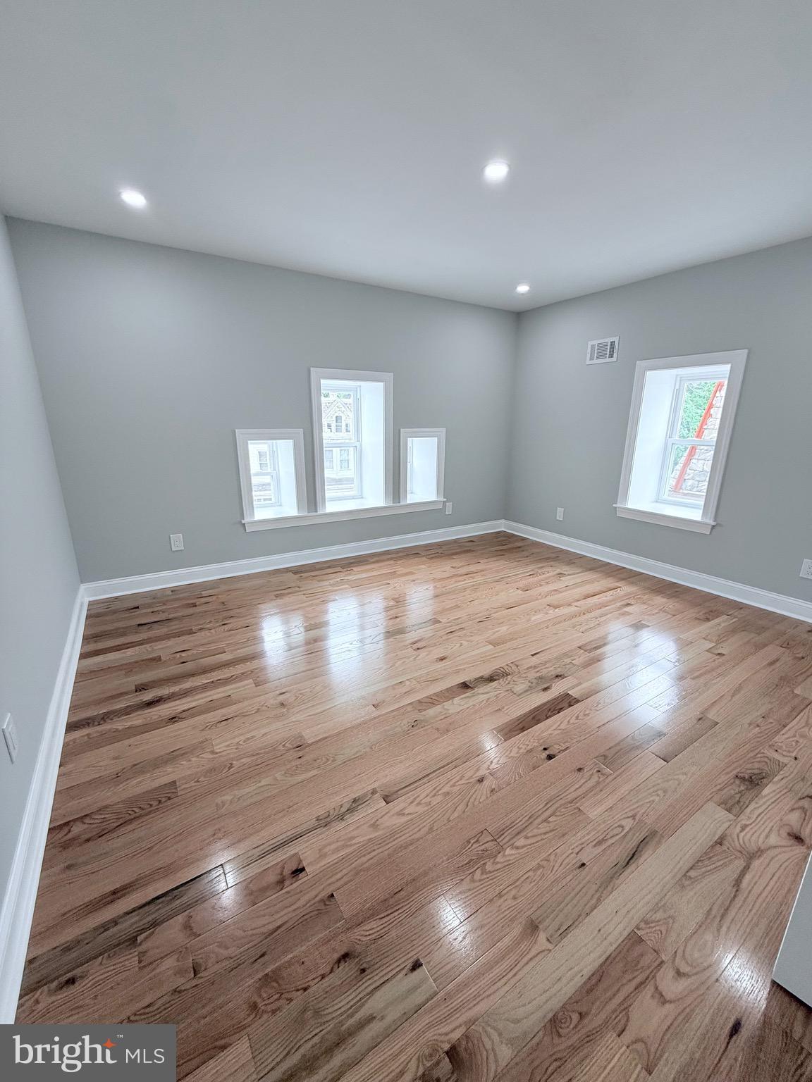 GERMANTOWN - Residential