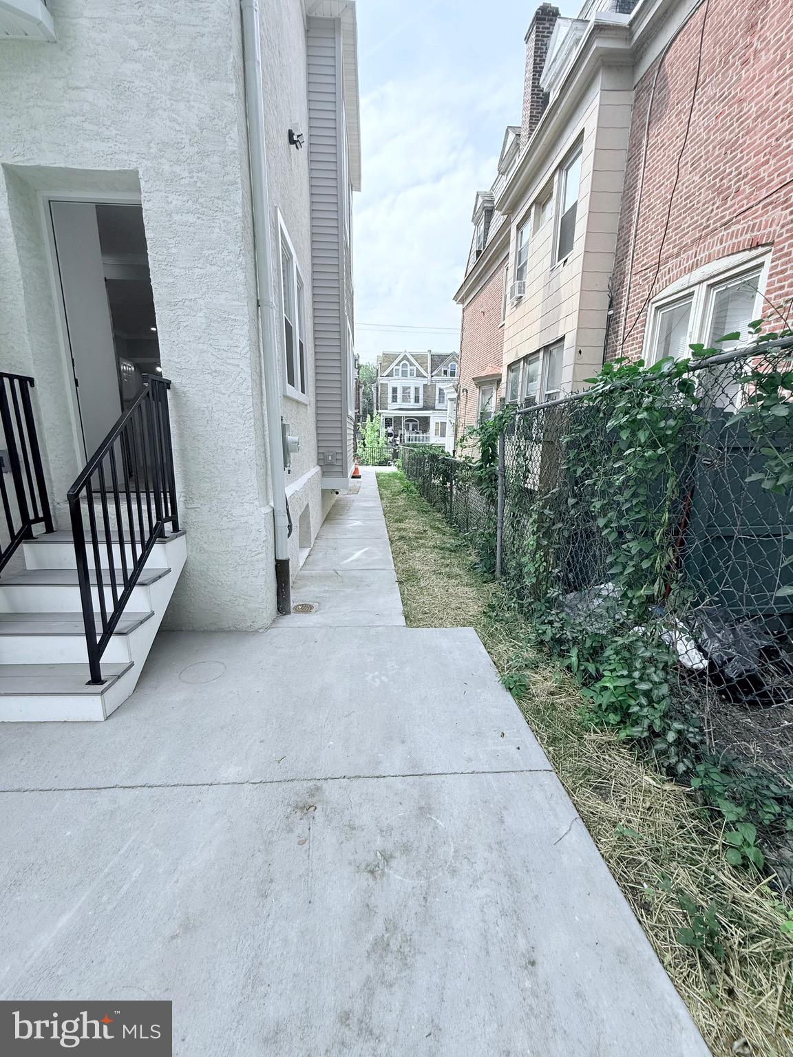 GERMANTOWN - Residential