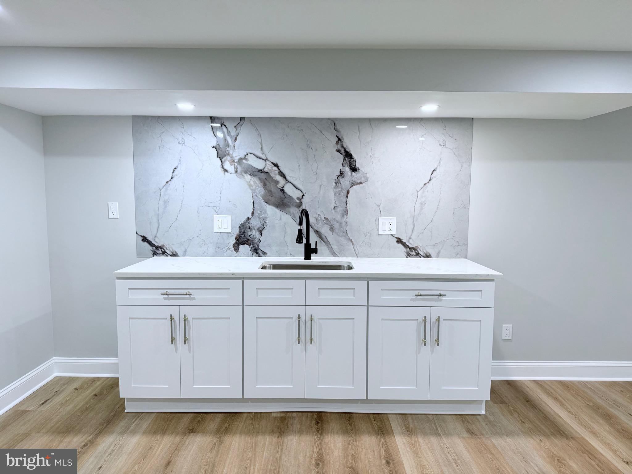 GERMANTOWN - Residential