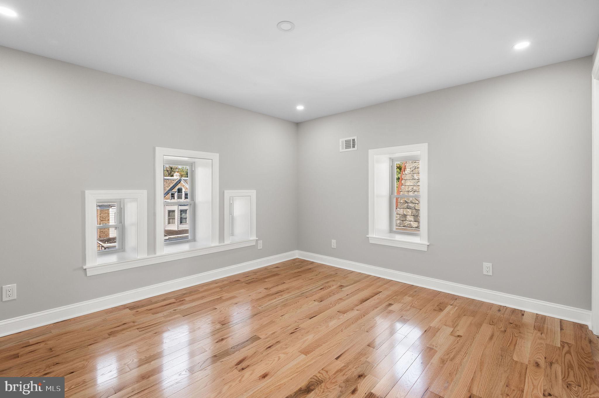 GERMANTOWN - Residential