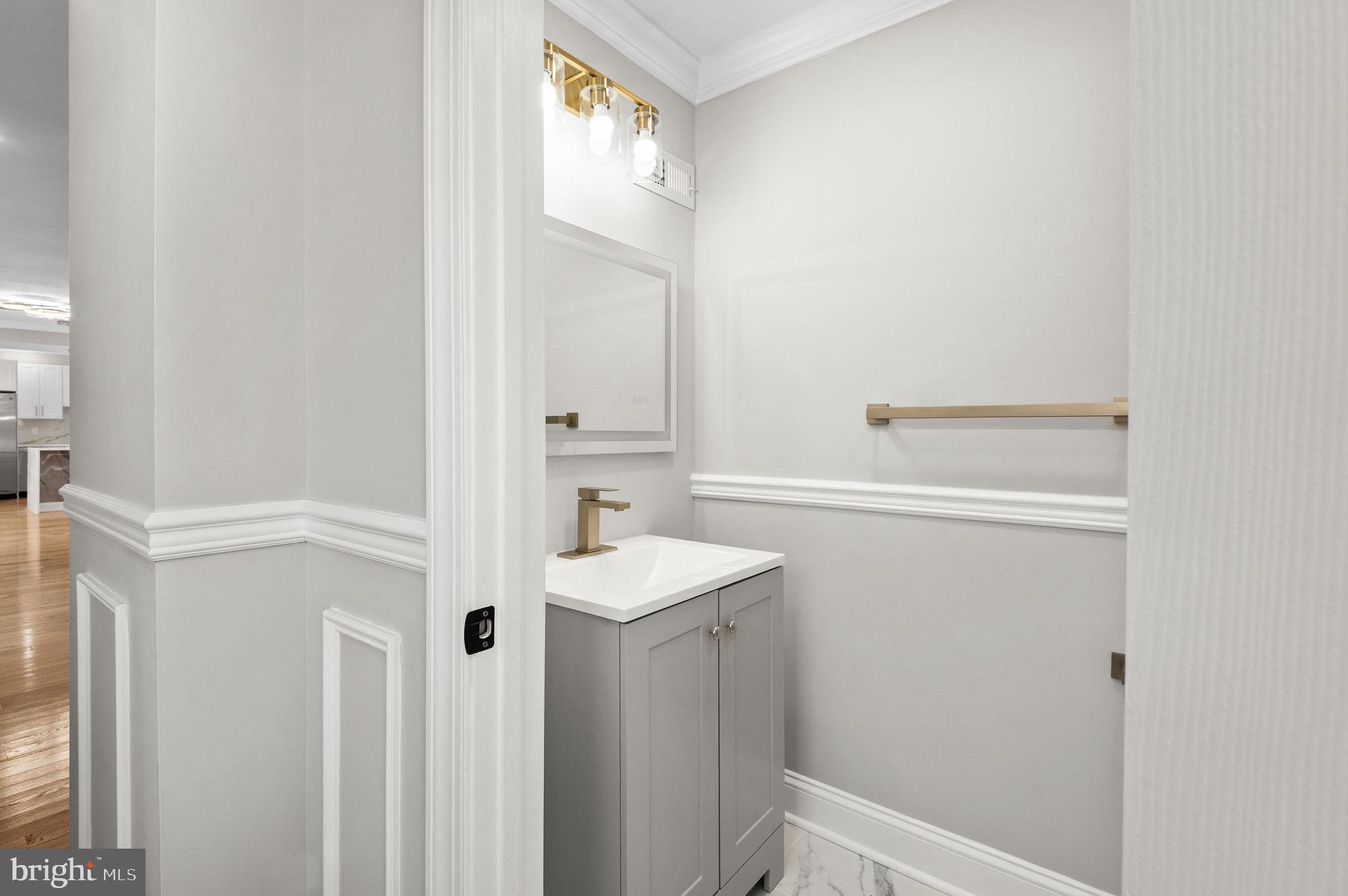 GERMANTOWN - Residential