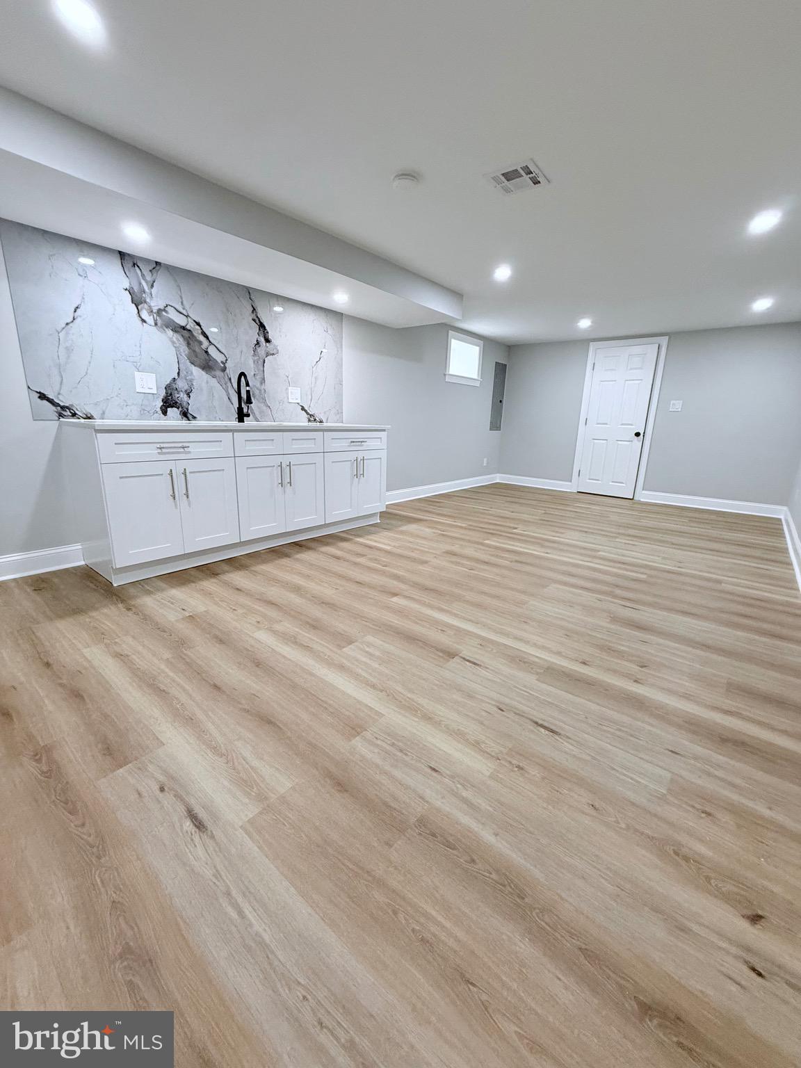 GERMANTOWN - Residential