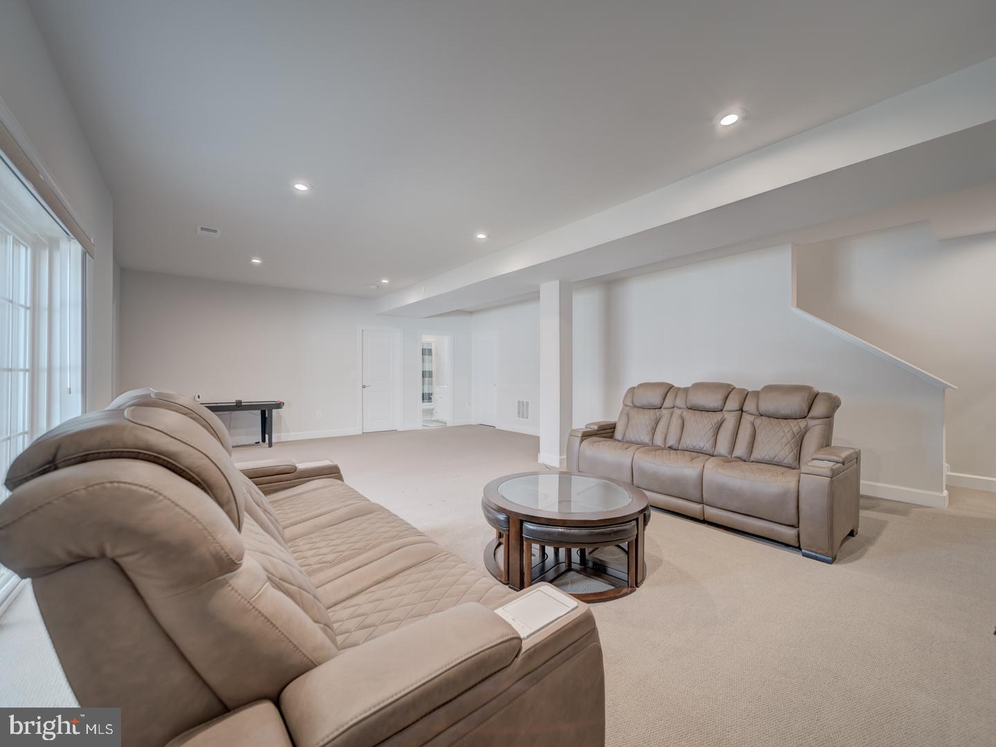 BRADLEY SQUARE - Residential