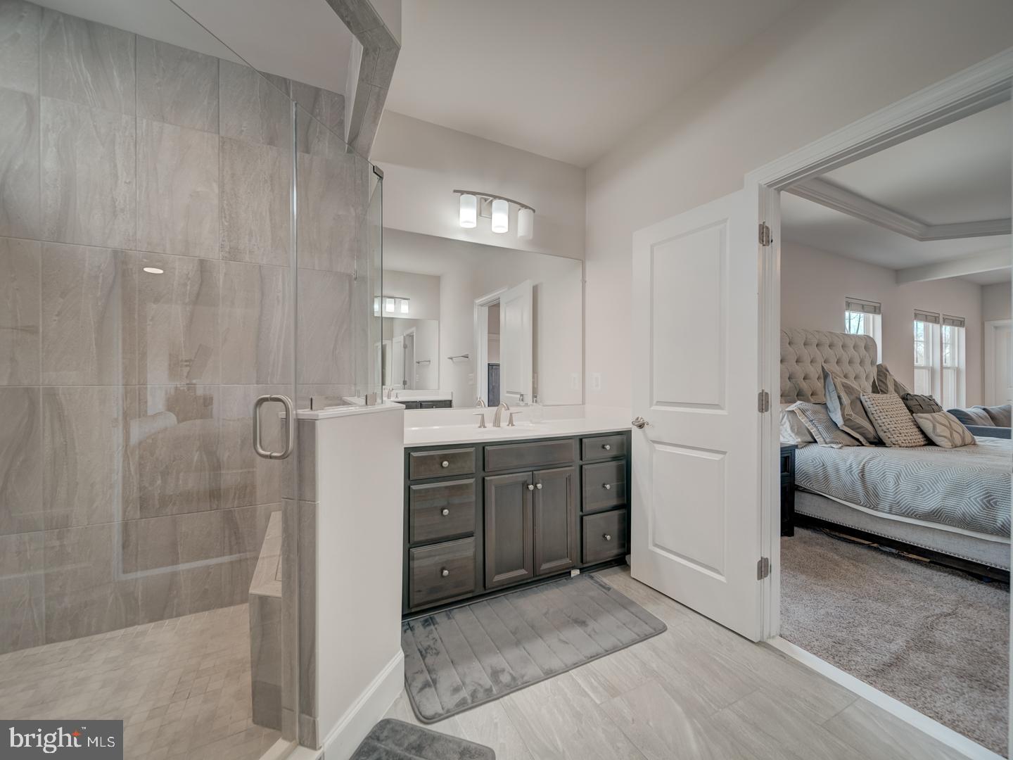 BRADLEY SQUARE - Residential