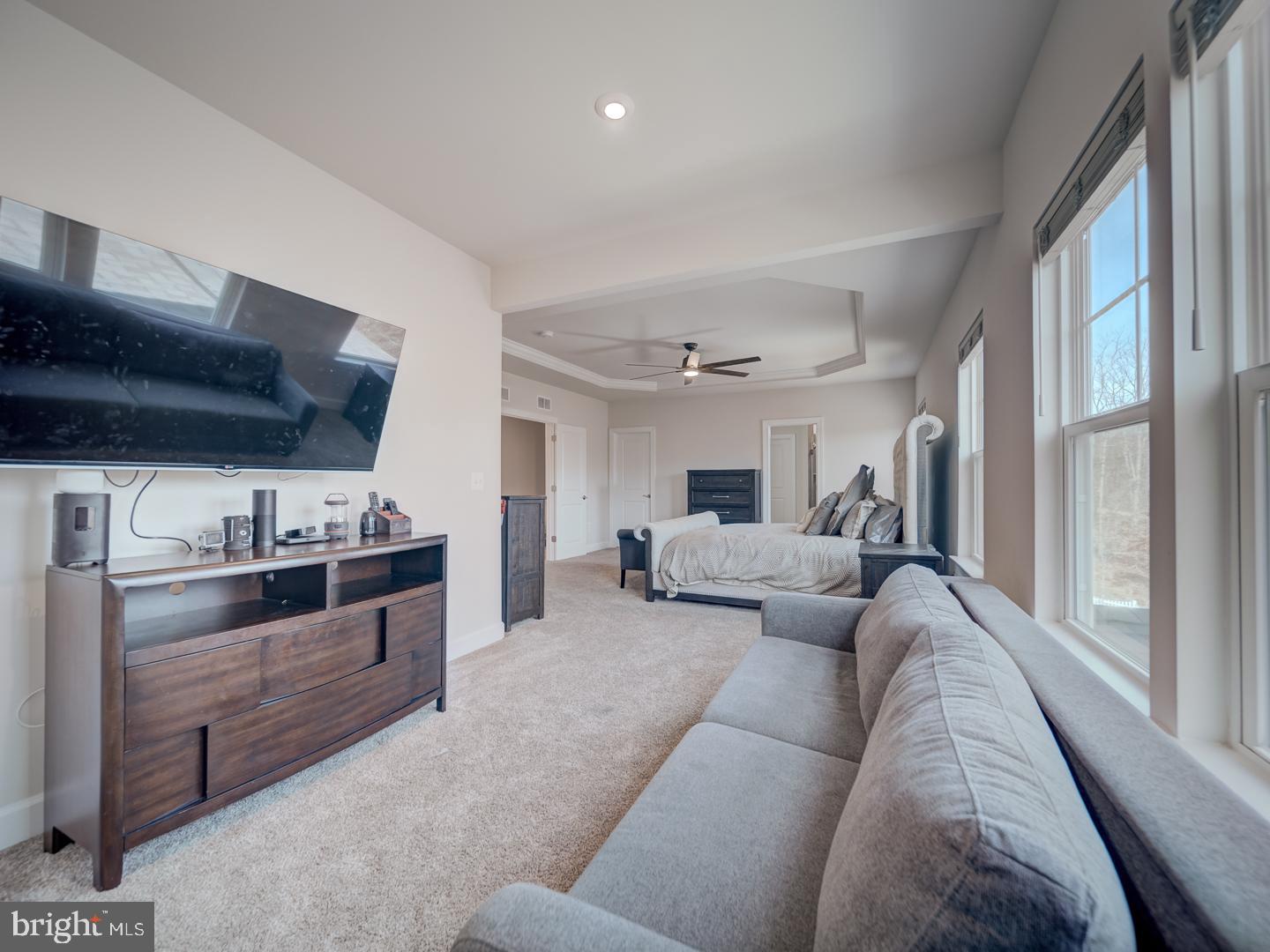 BRADLEY SQUARE - Residential