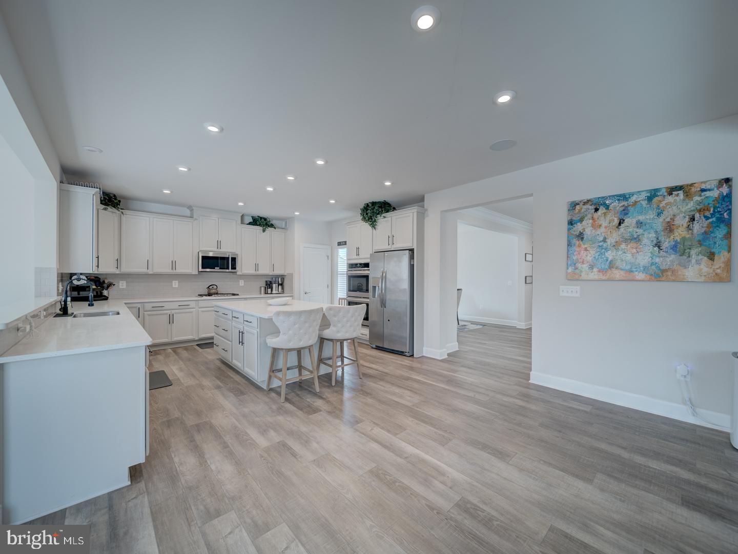 BRADLEY SQUARE - Residential