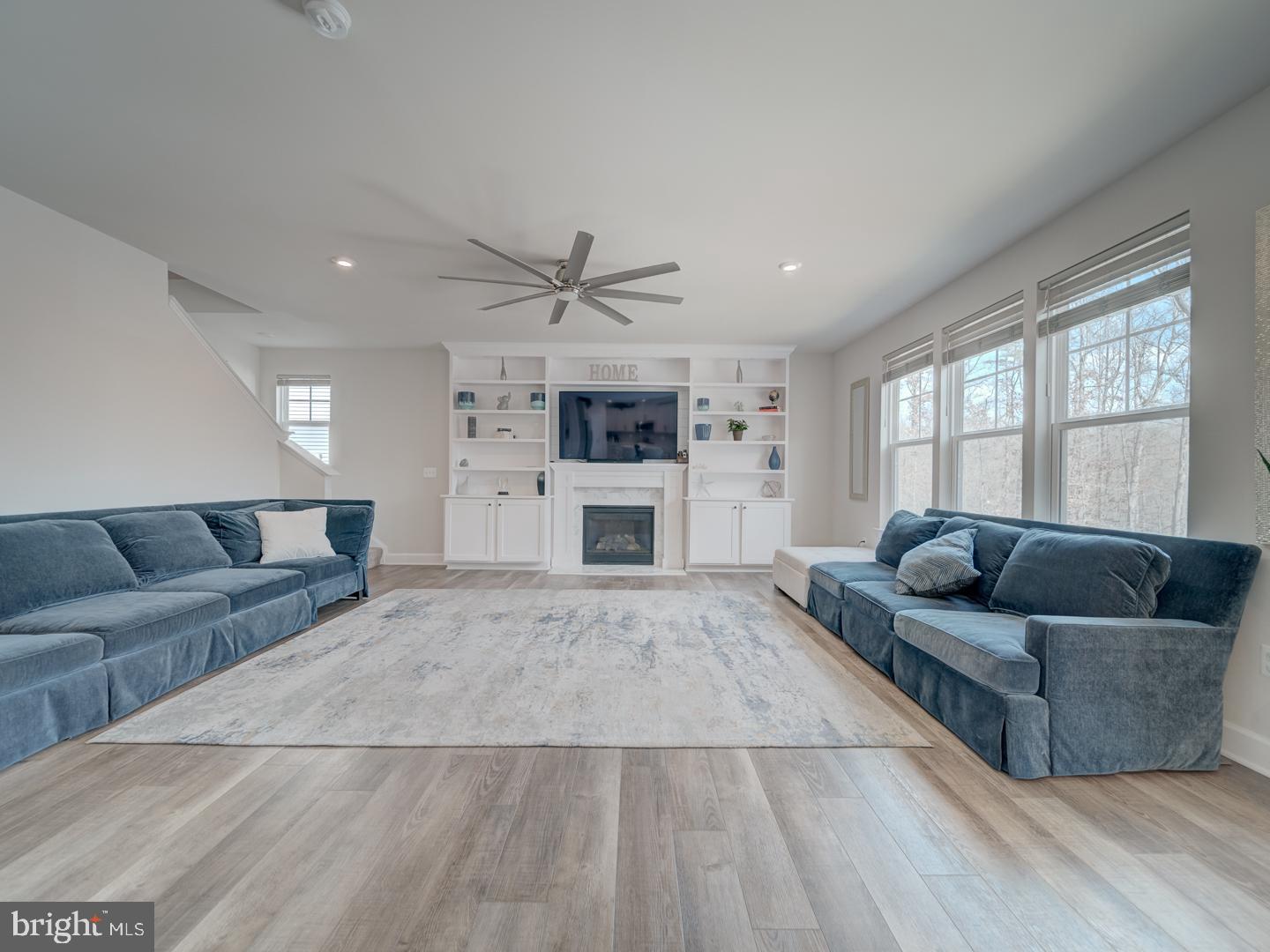 BRADLEY SQUARE - Residential