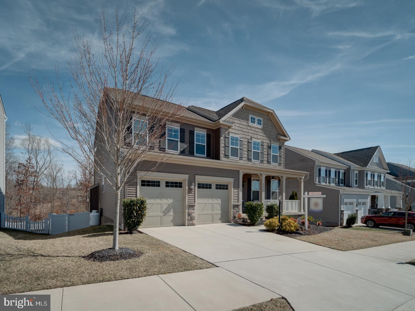 BRADLEY SQUARE - Residential